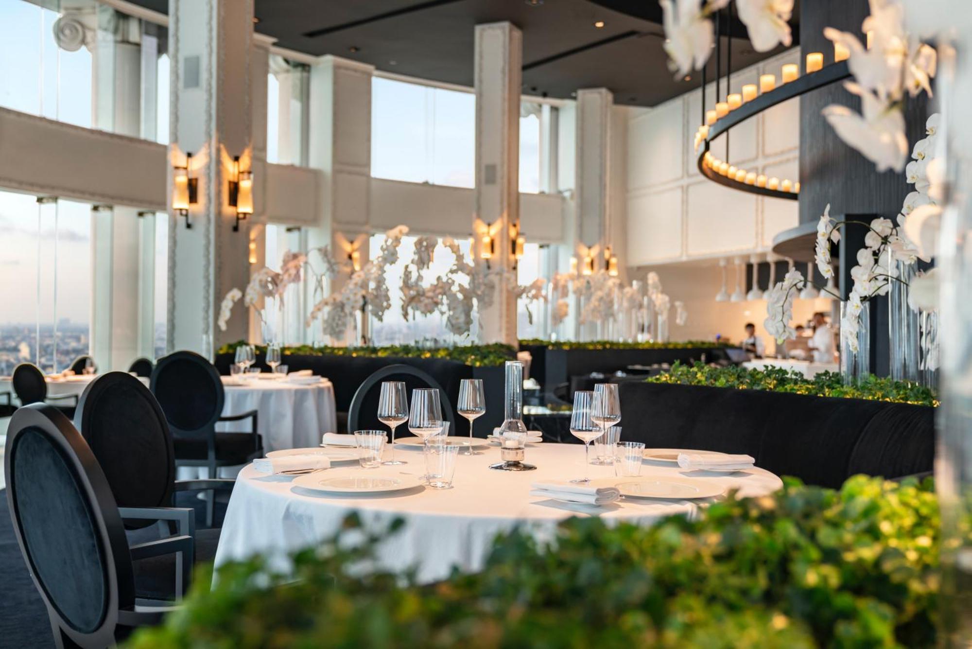 Tower Club At Lebua 5*