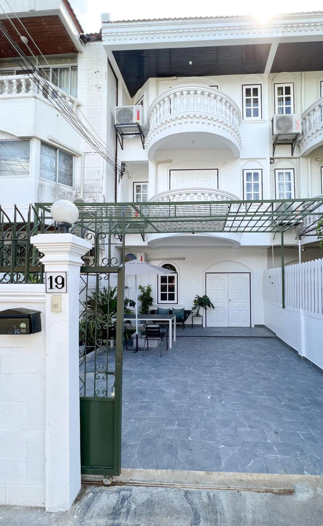 Aparthotel Neveu Premier : Ratchada Bangkok