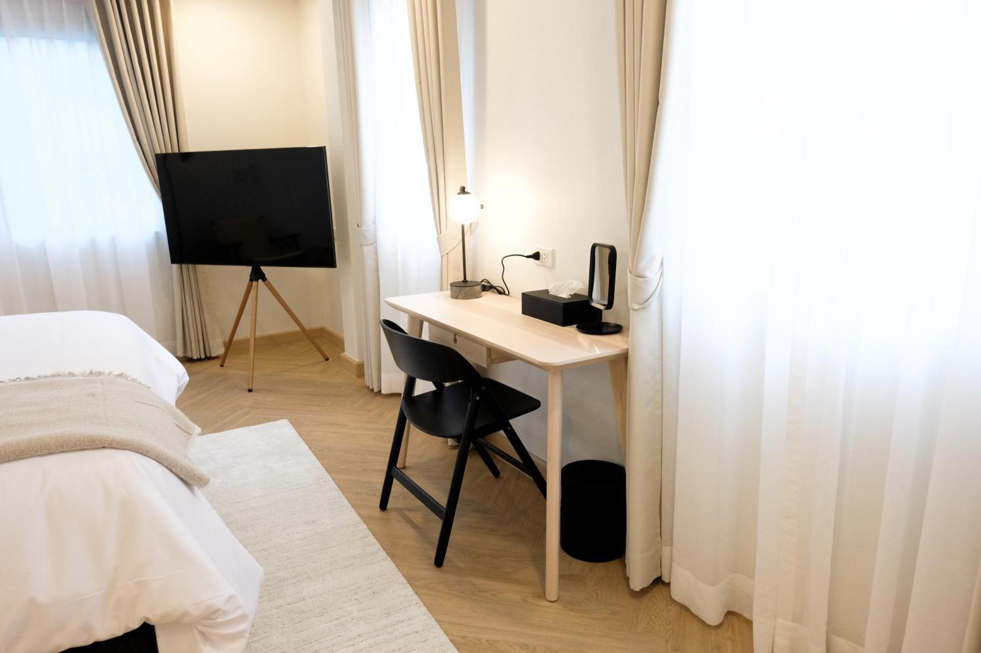 Apartment Upscale 3-bedroom 3-bathroom 1 Min To Bts Prompong *