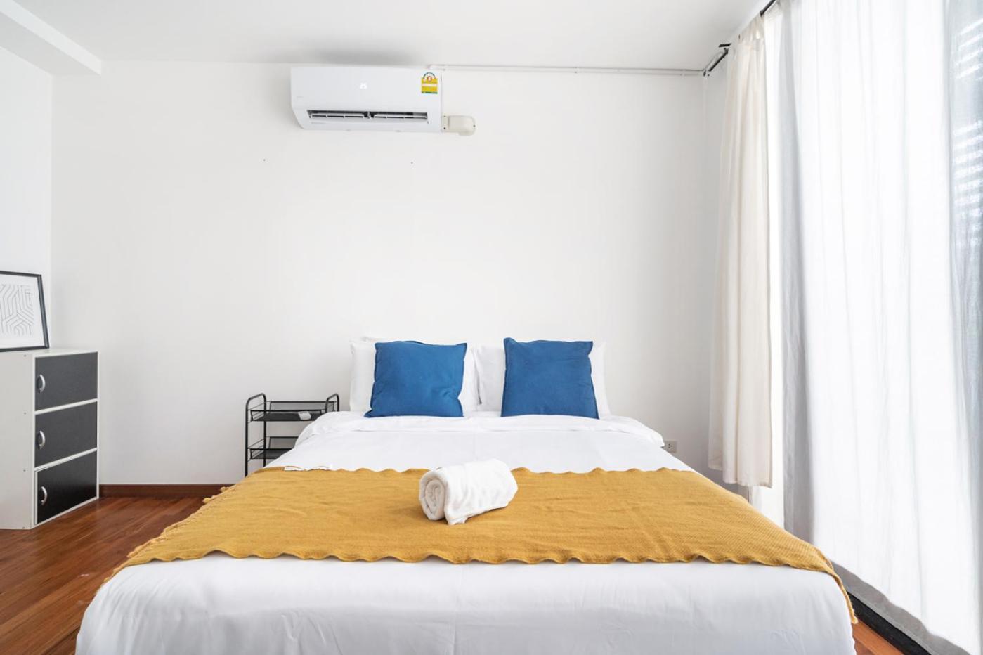 Miq Ekkamai1 - 5br House 65 Inch Tv Villa *