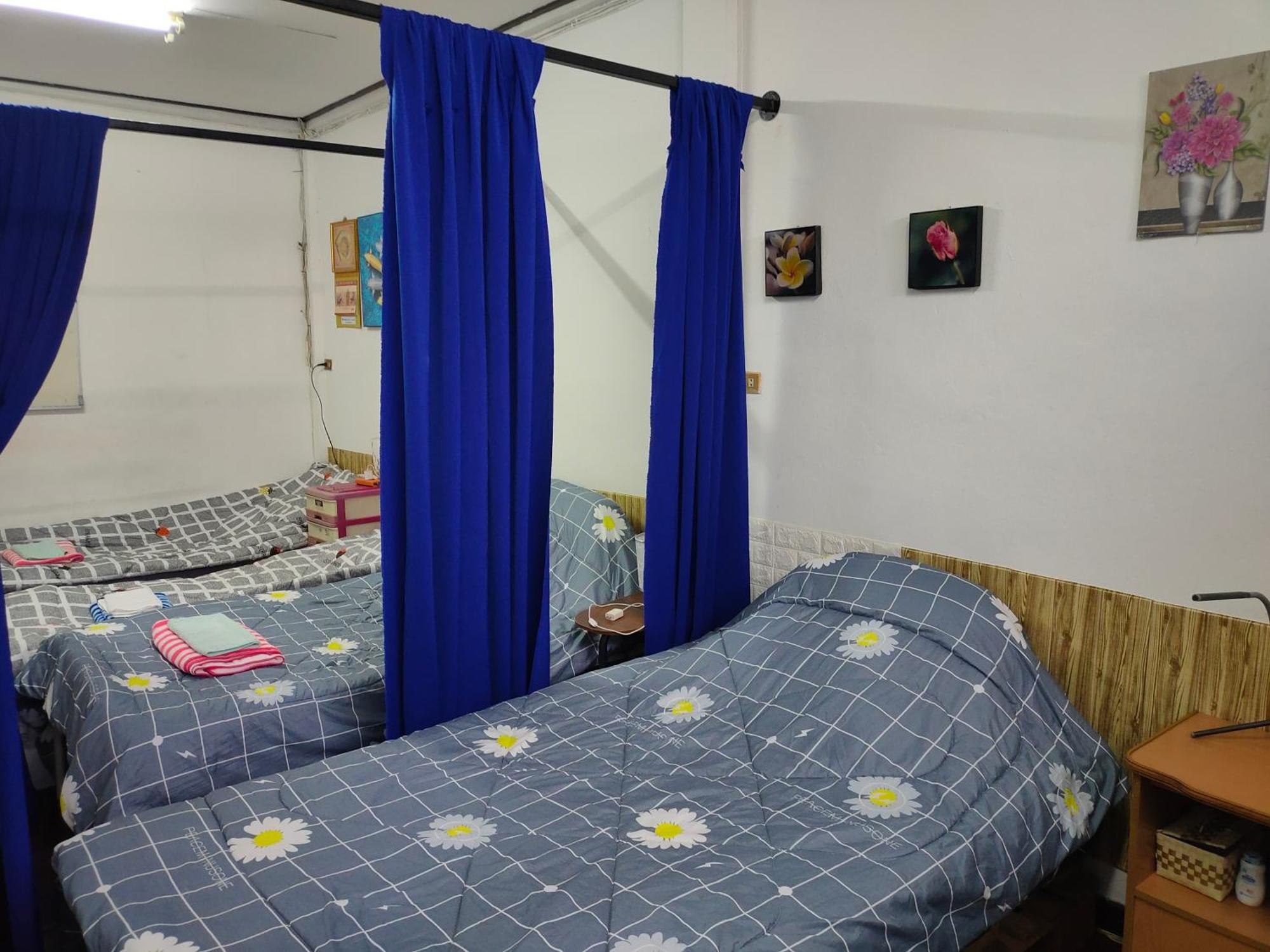 Hostel Sip N' Camp