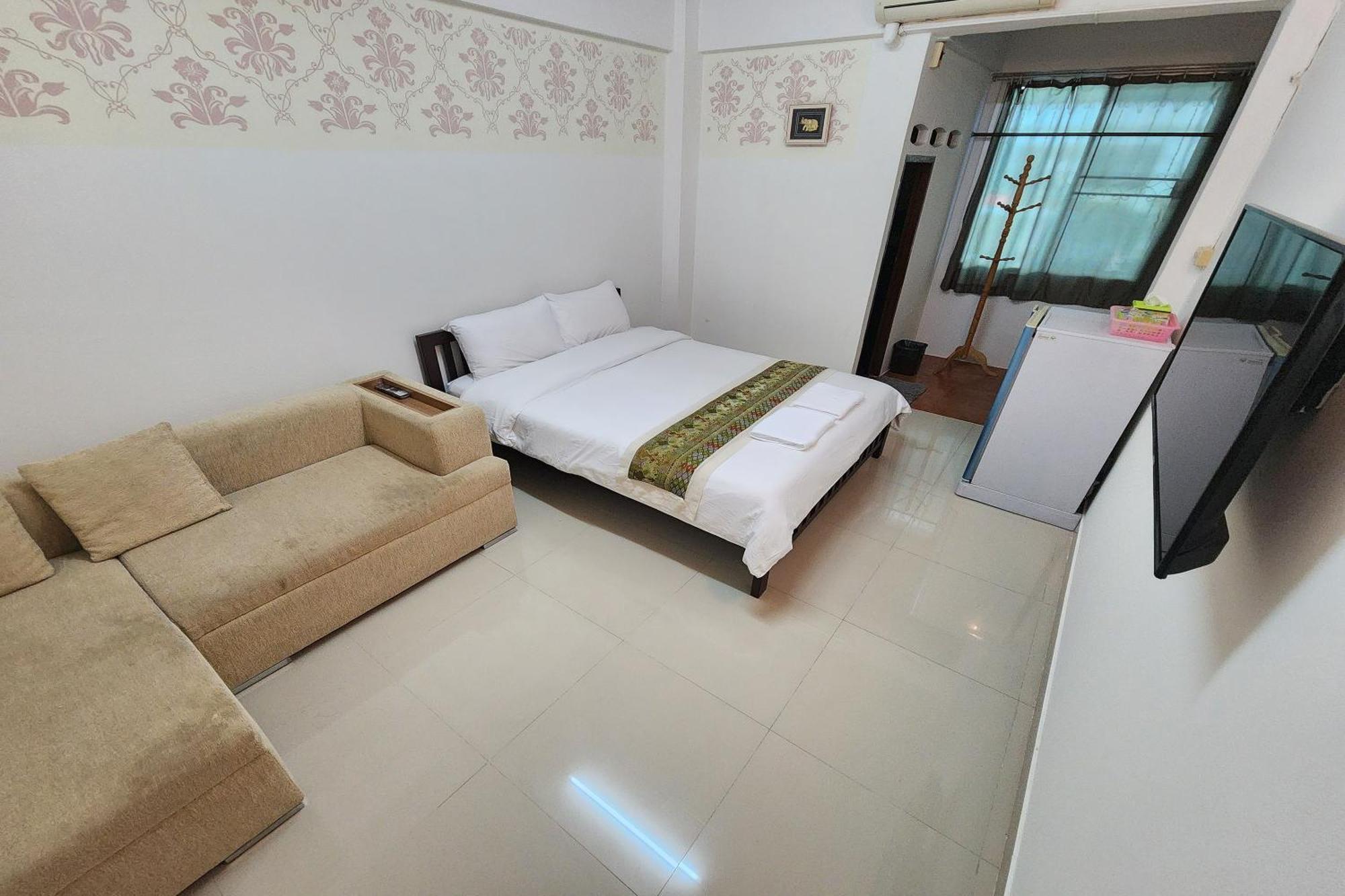 Kaset Aparthotel