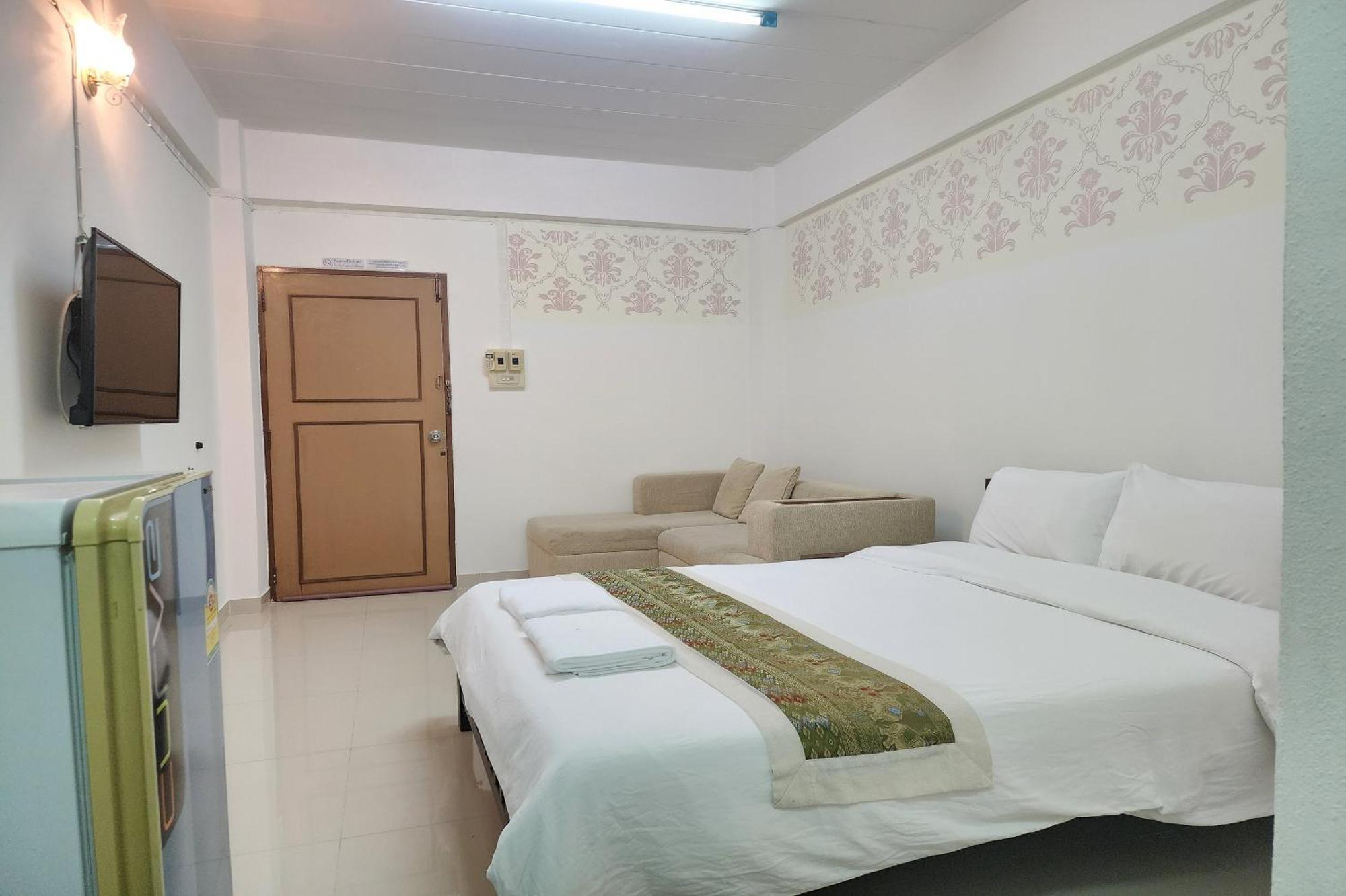 Kaset Aparthotel
