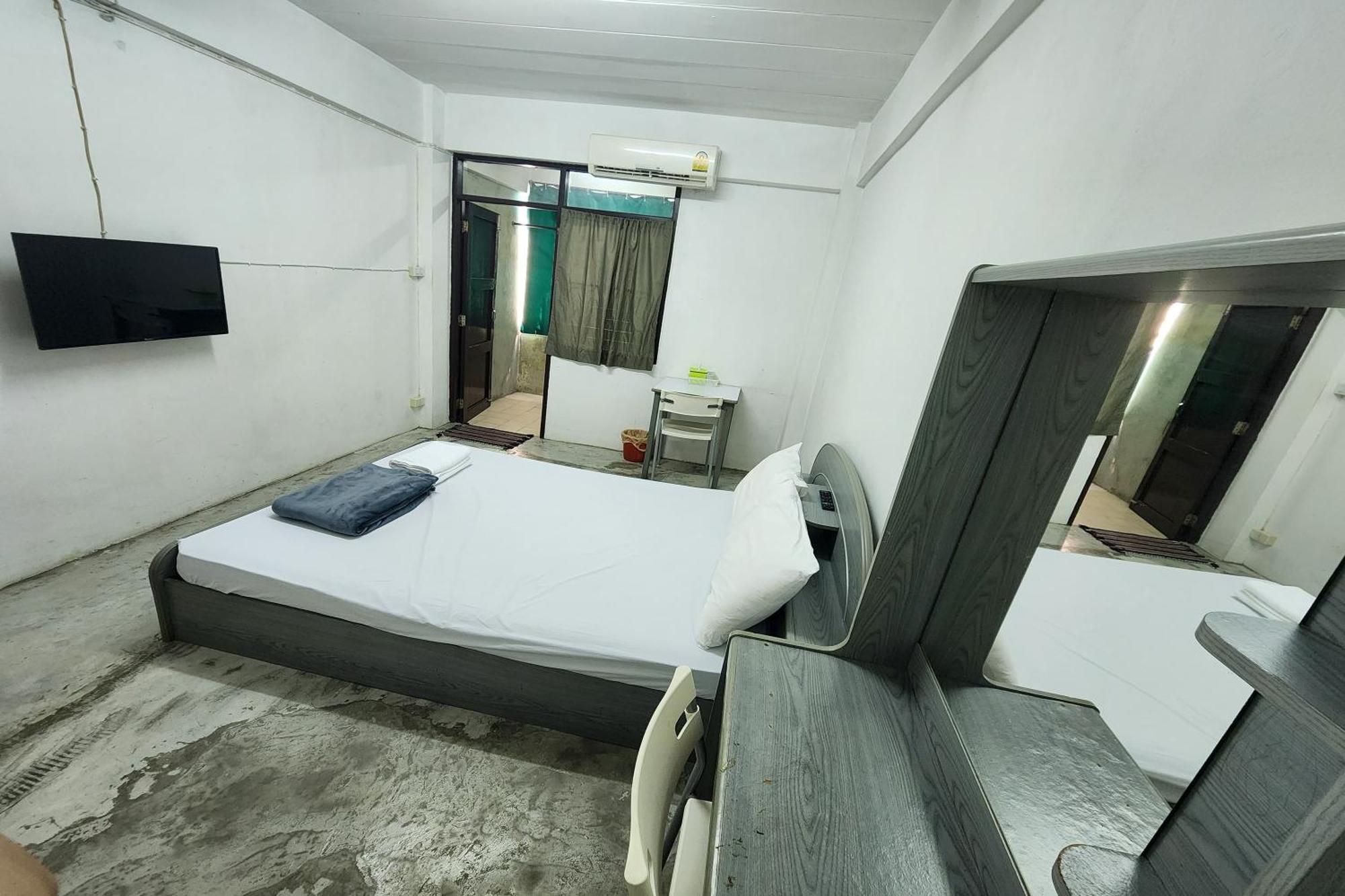 Kaset Aparthotel