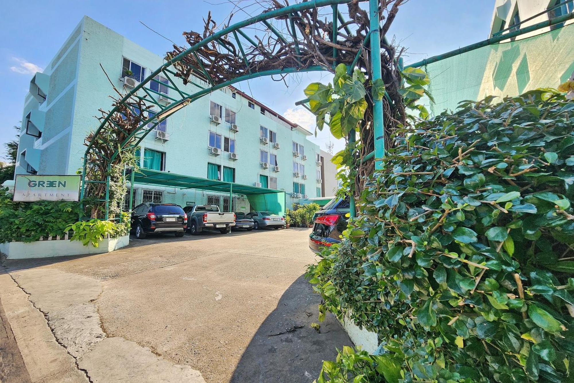 Aparthotel Kaset *