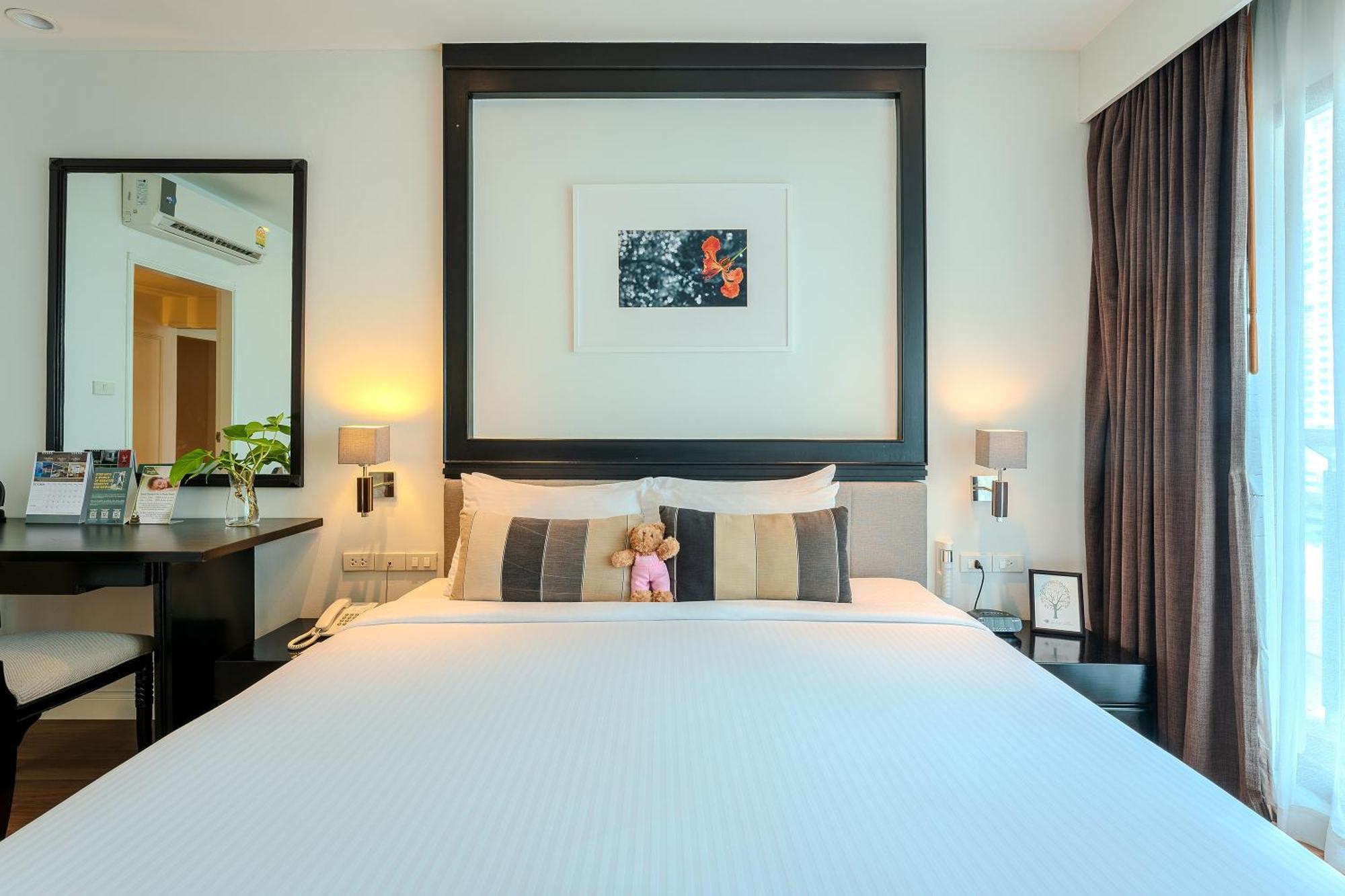 Somerset Park Suanplu Apartment