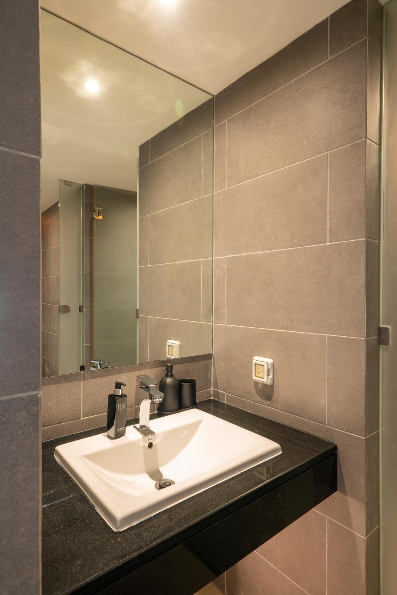 Woodstory Boutique Hotel 3*