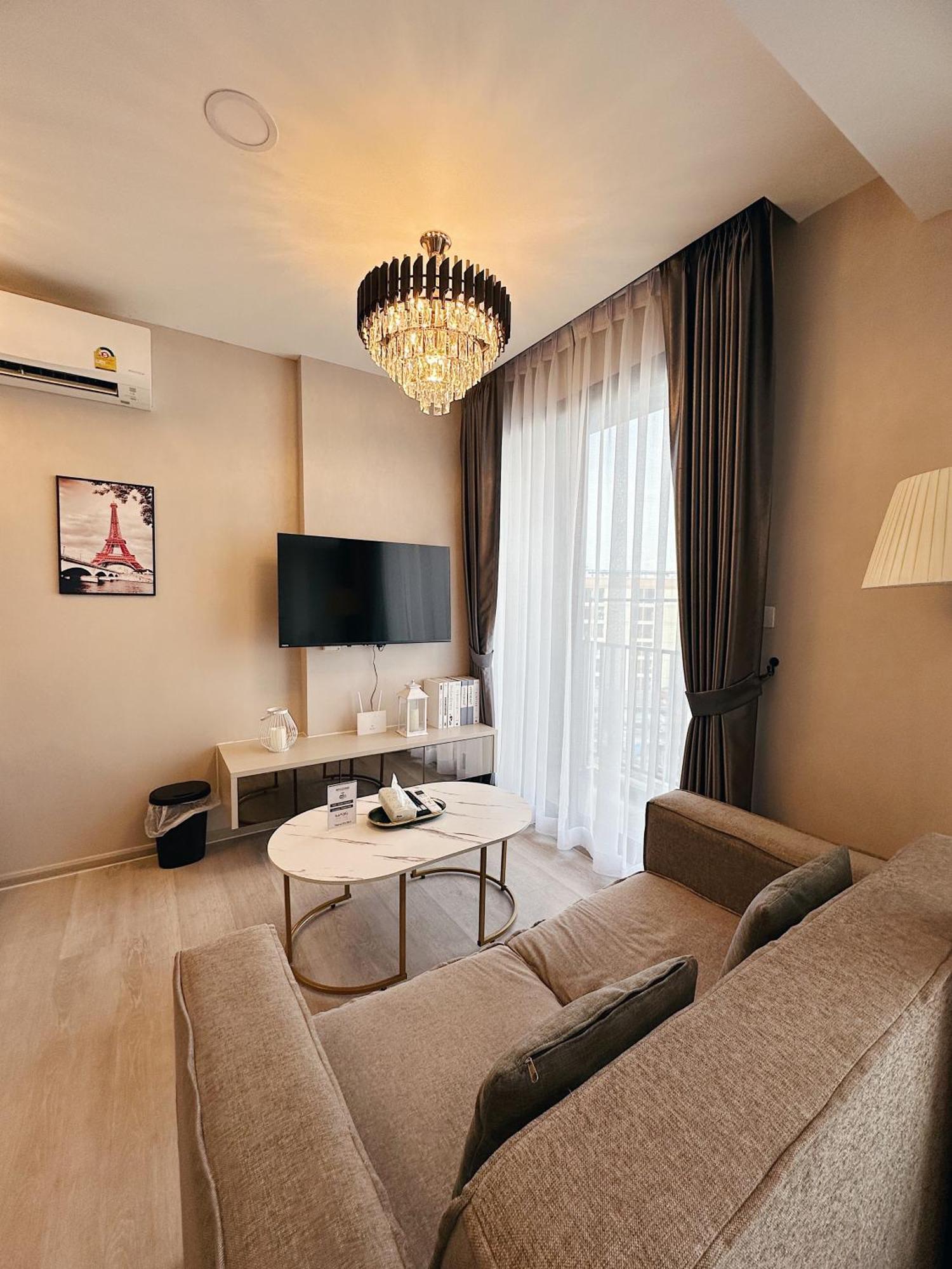 Maxxi Prime Ratchada - Sutthisan Near Jodfair Market * Banguecoque