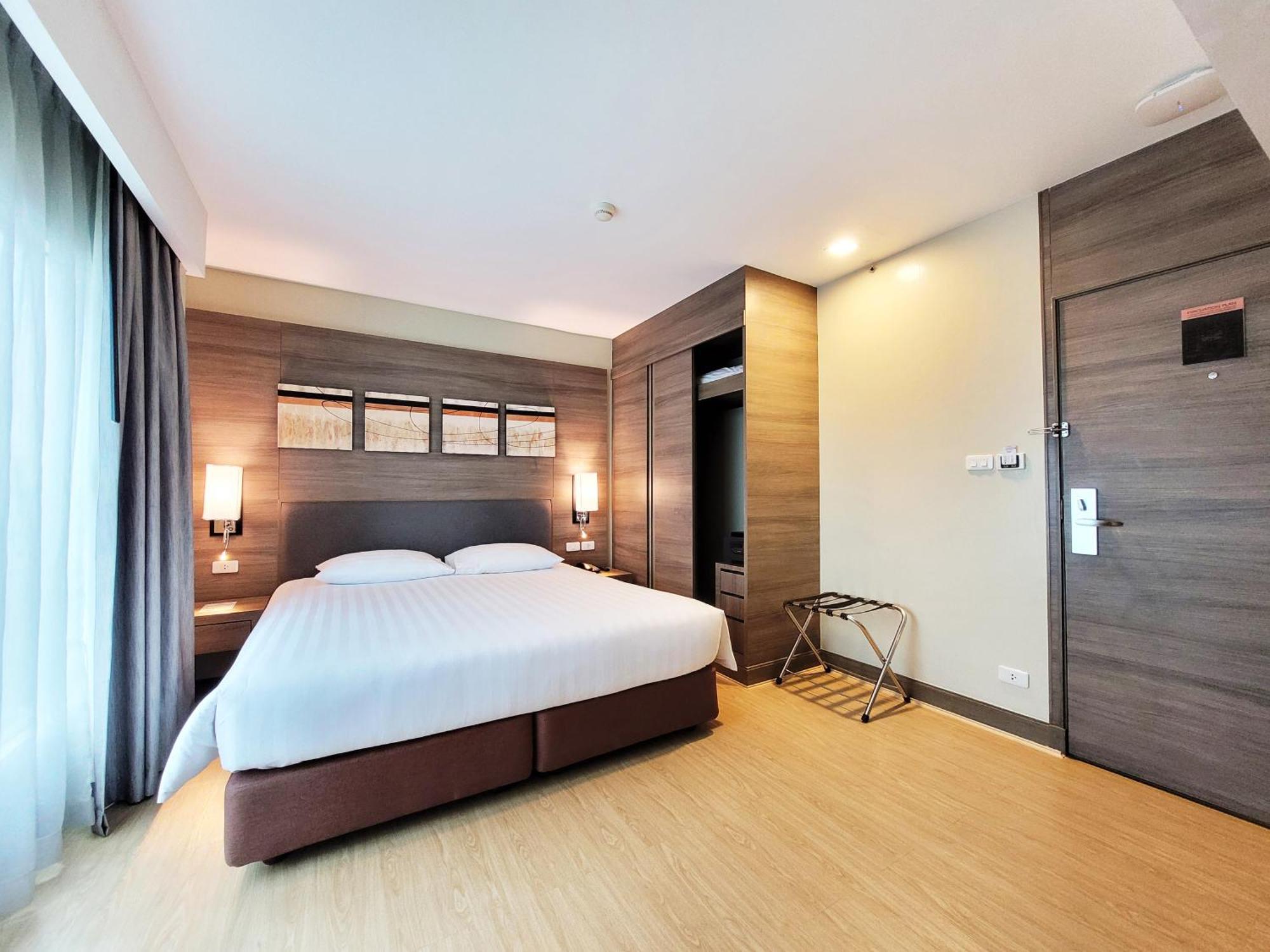 Hotel Citrus Sukhumvit 11 By Compass Hospitality 4*