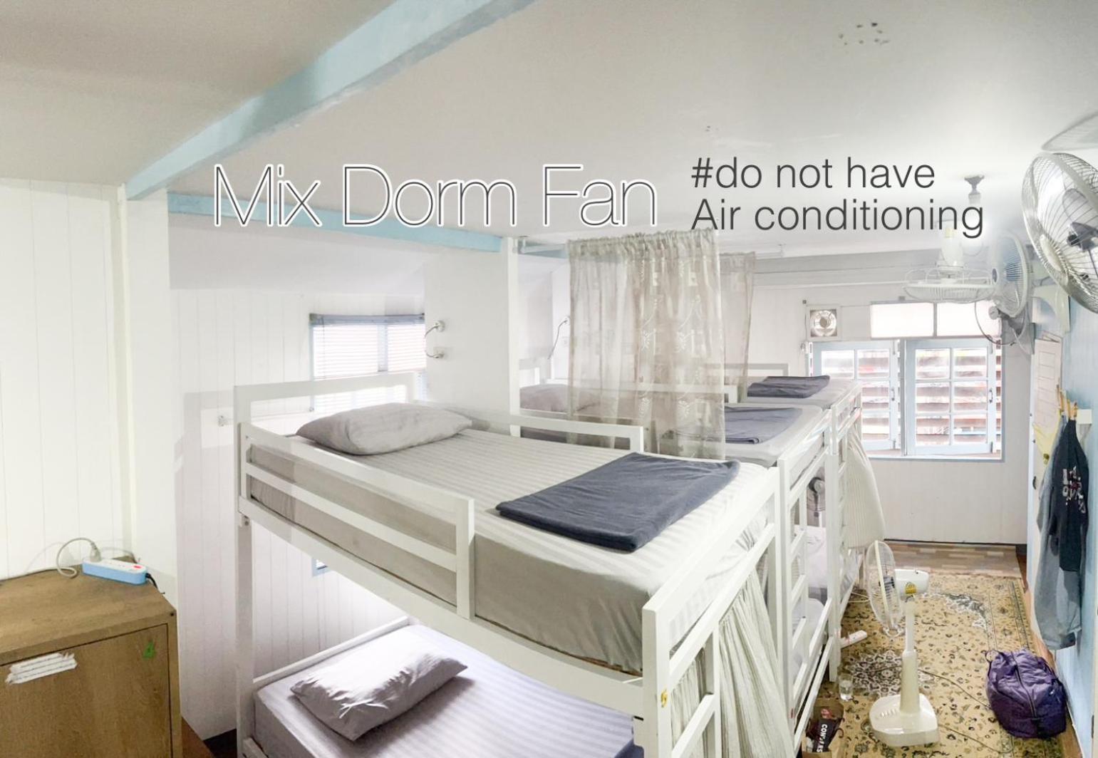 Hostel Baan Chanasongkram