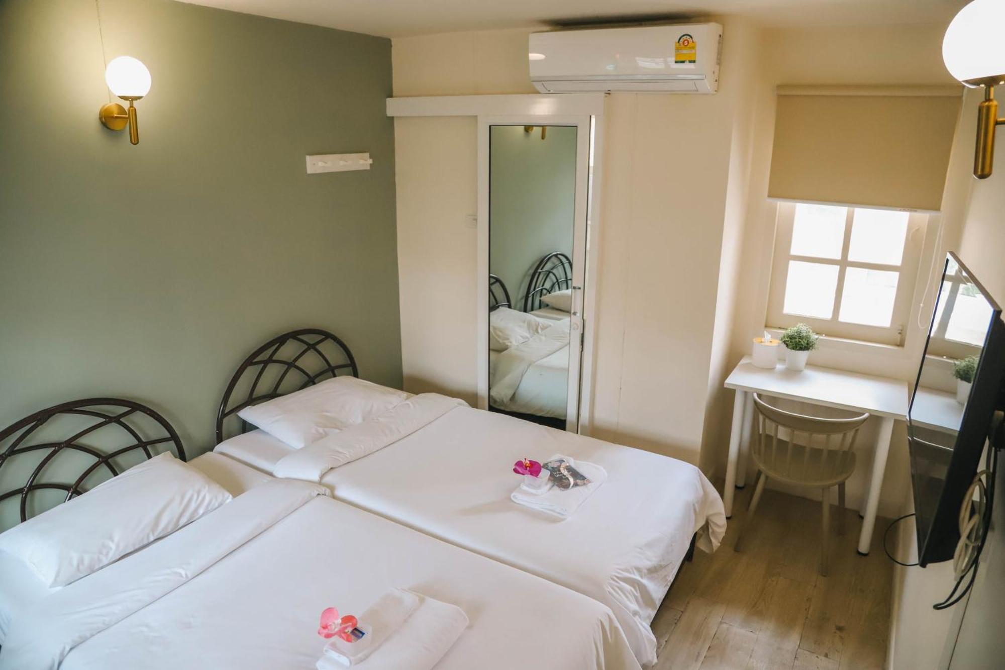 Hotel White Bangkok
