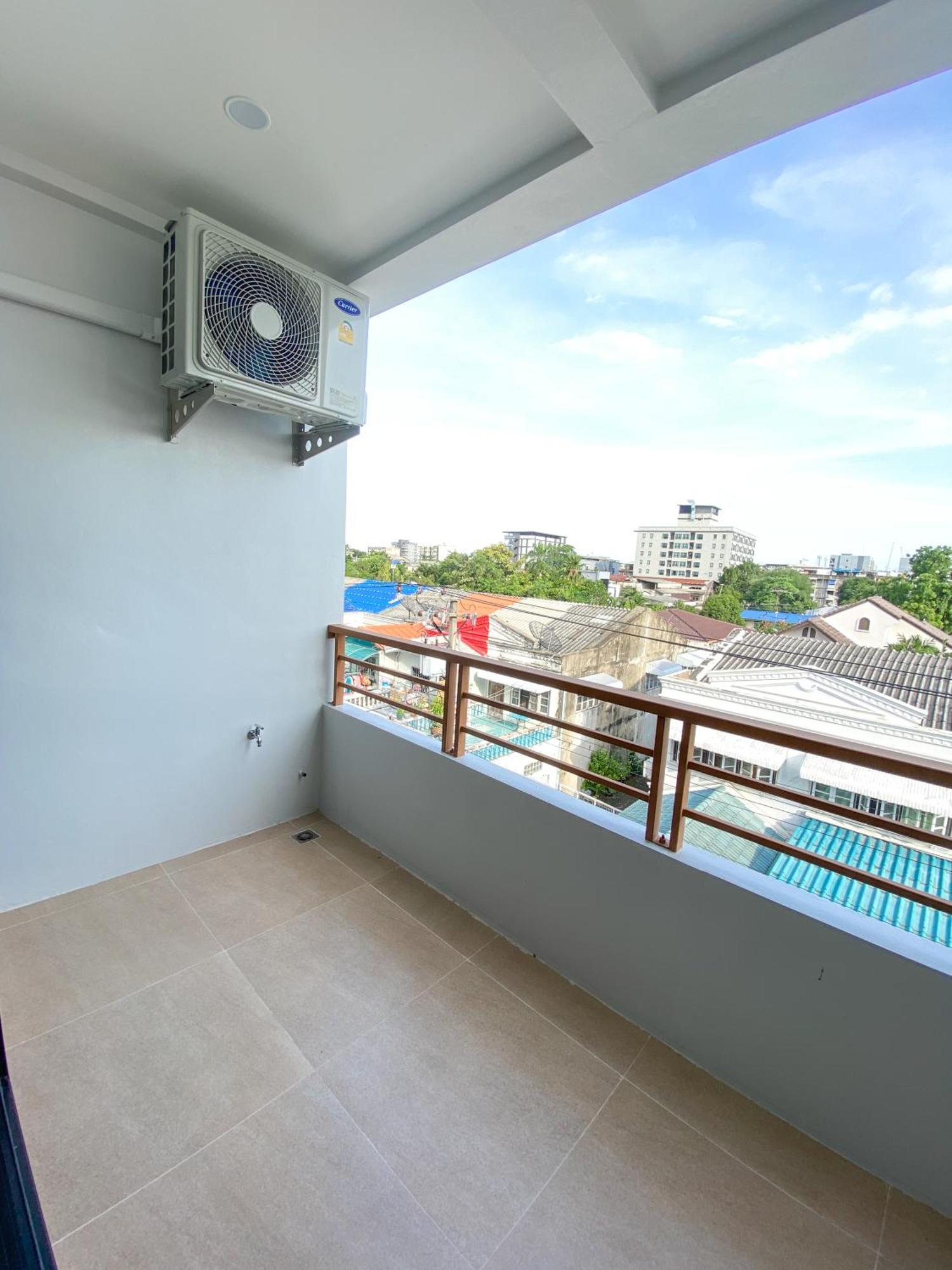 Hotel Gp House - Sukhumvit Onnut Bts Skytrain *