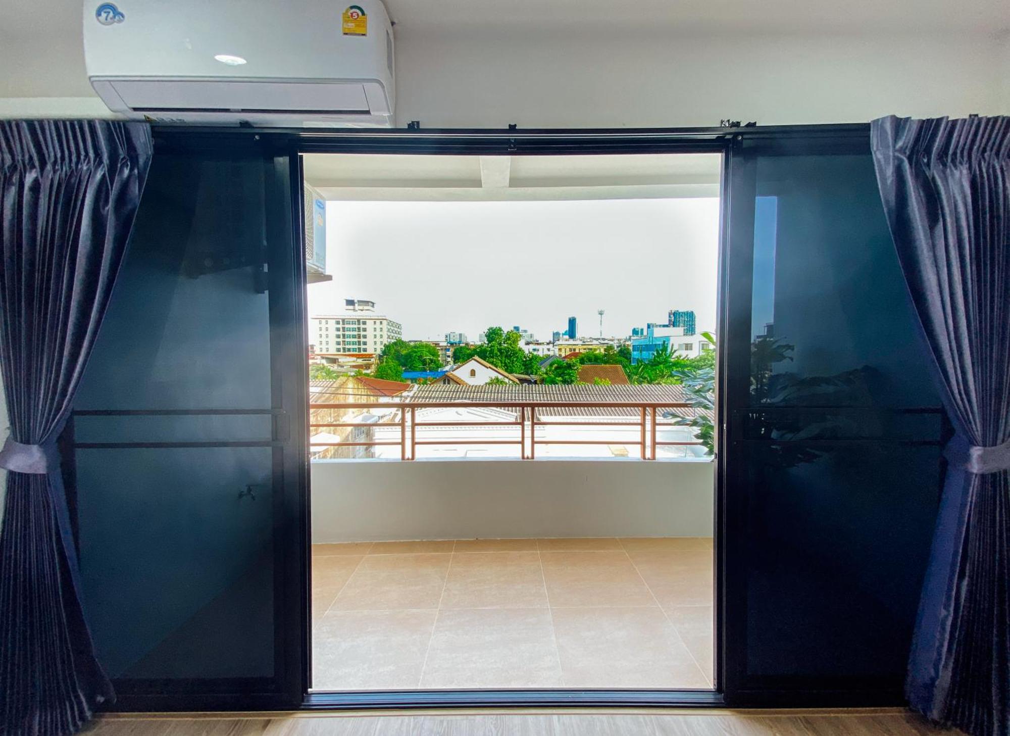 Gp House - Sukhumvit Onnut Bts Skytrain *