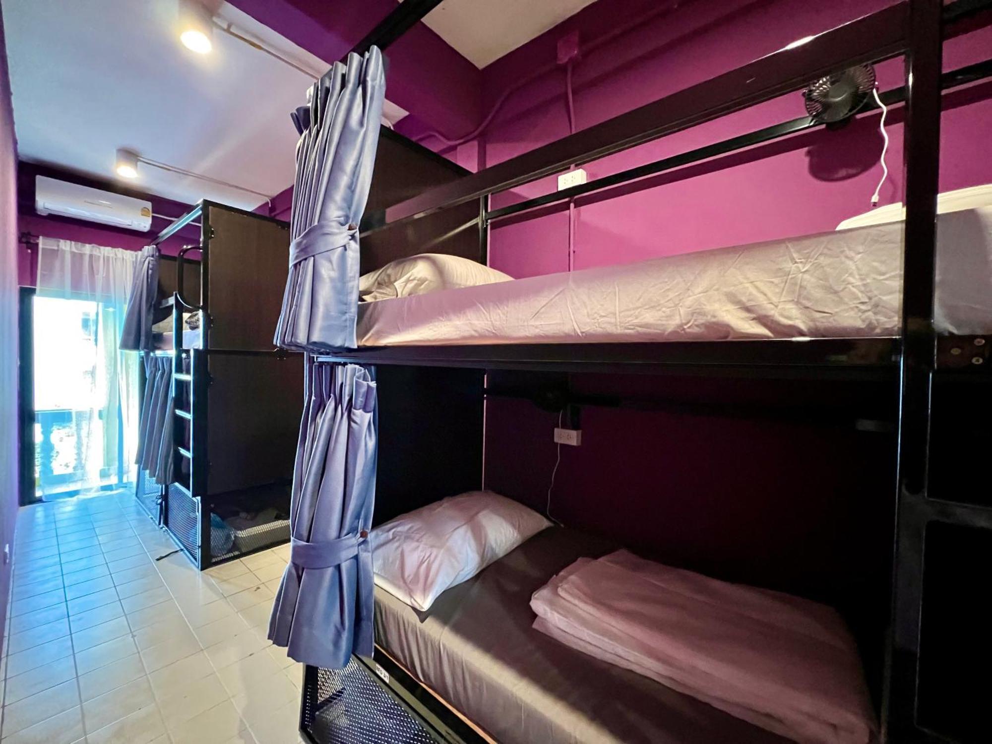 El Biografo Hostel Bangkok