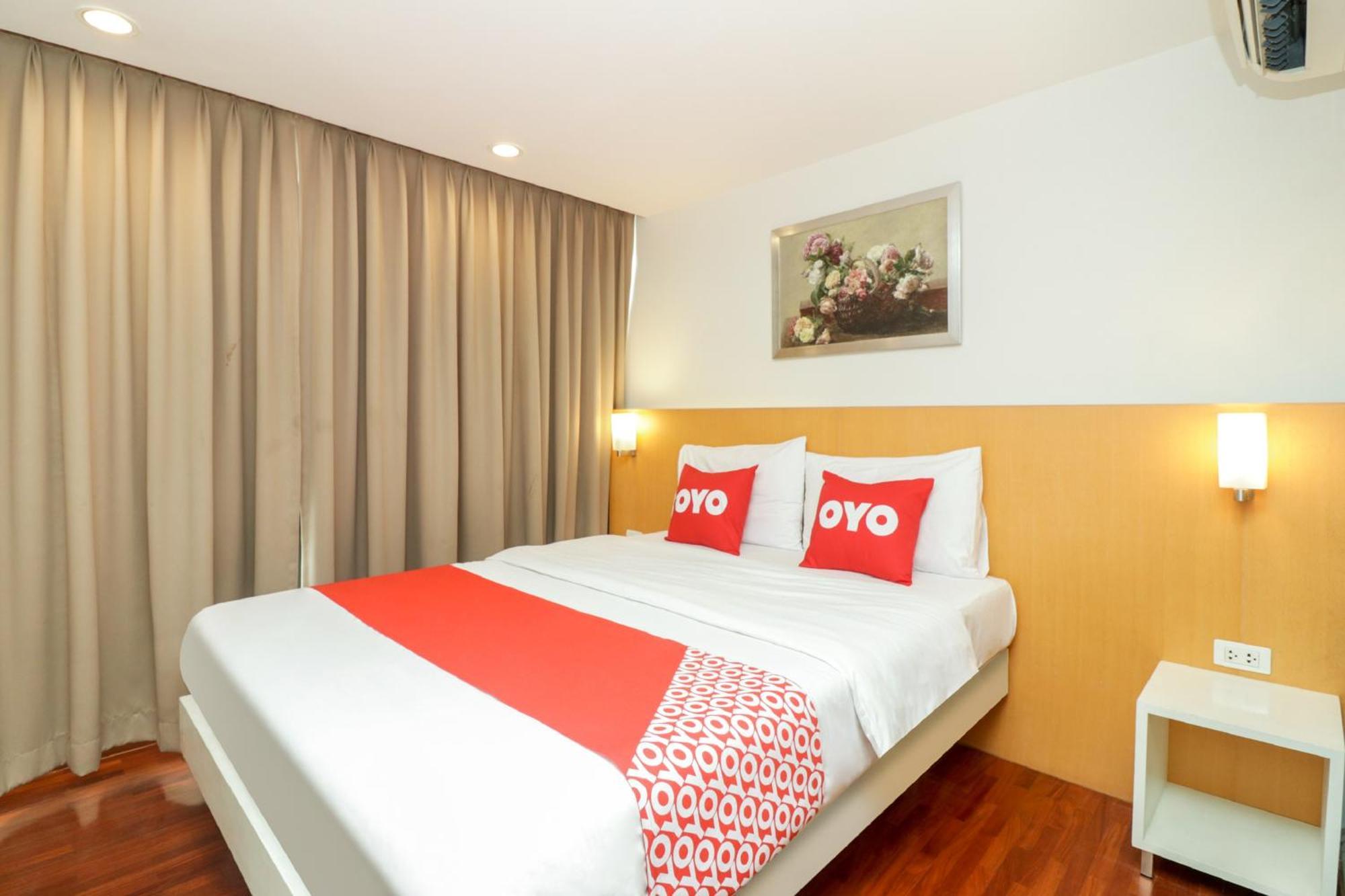 Oyo 225 Premier Place Hotel 2*
