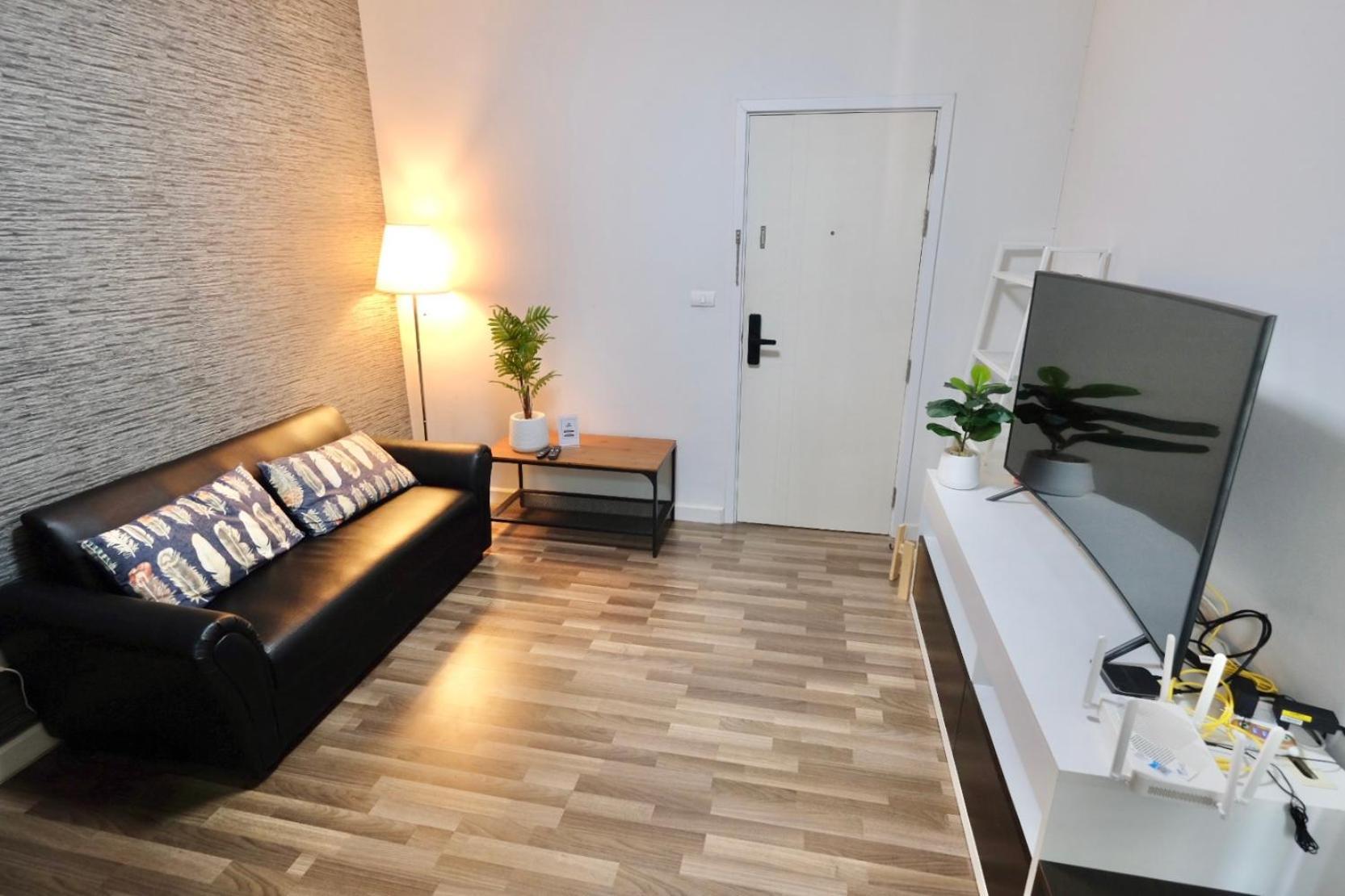 7min Bkk Airport - Free Pick Up - Malls Nearby Apartment *