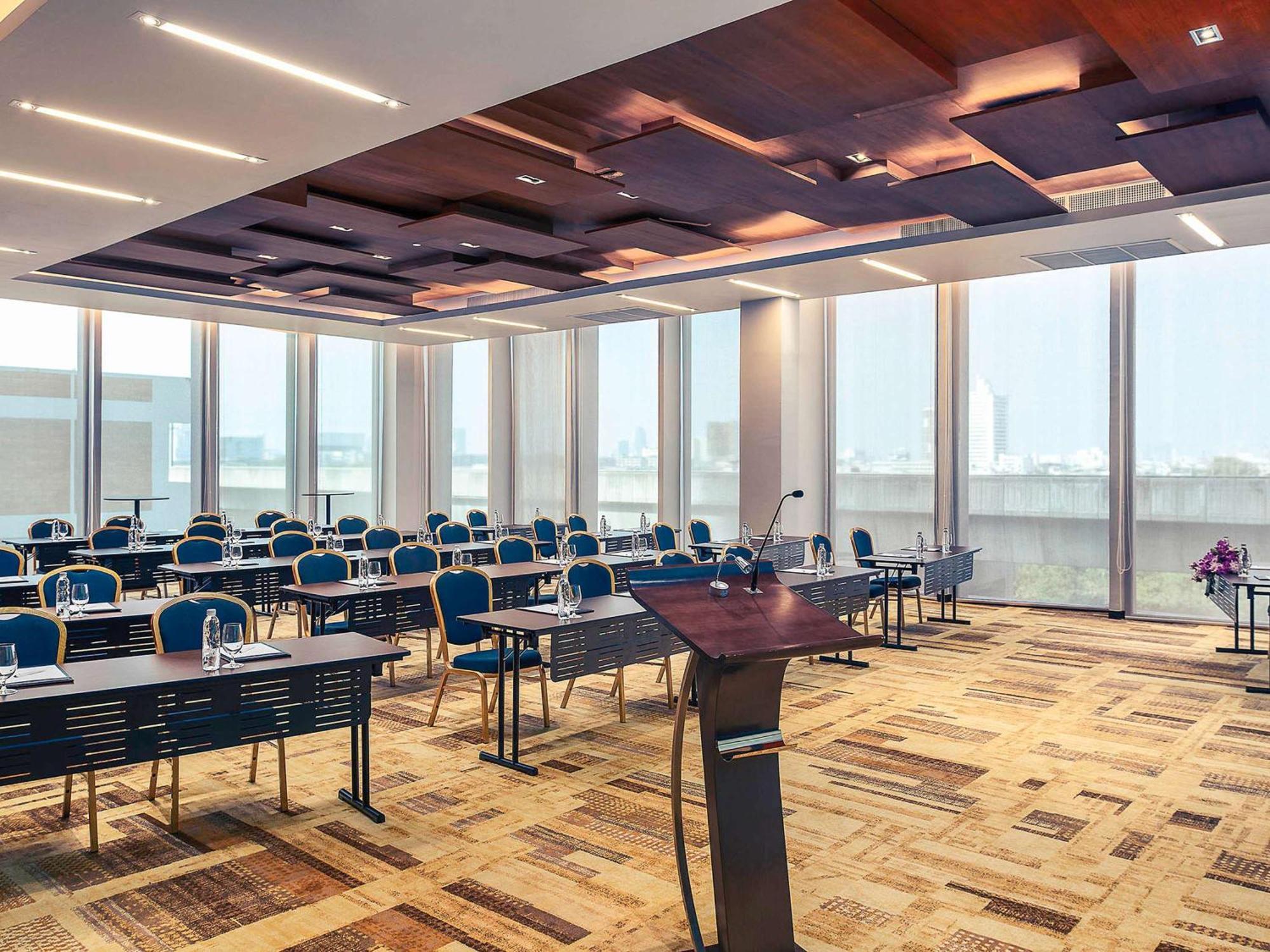 Mercure Makkasan 4*