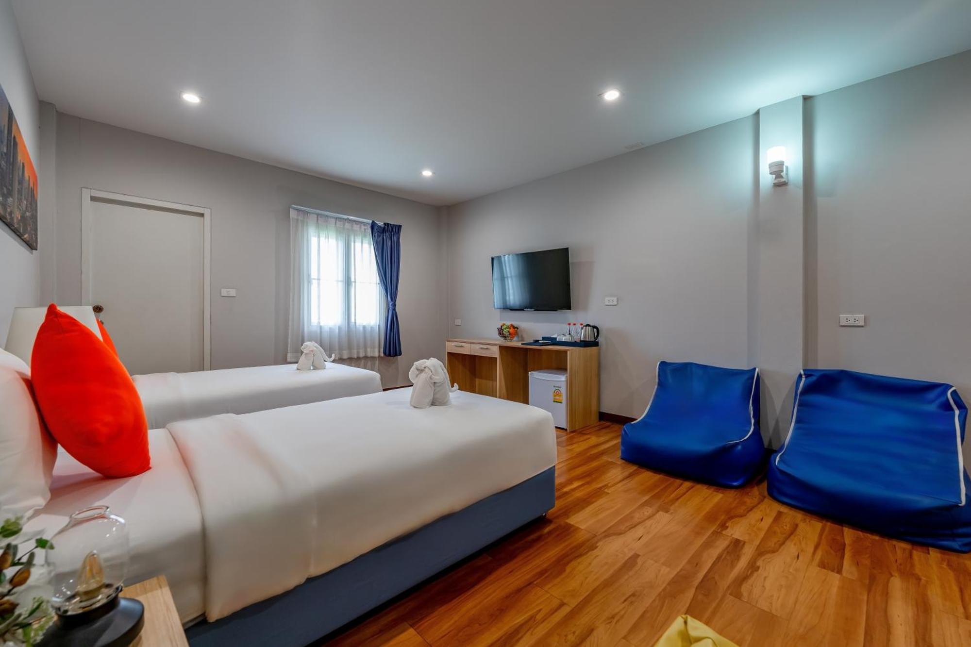 Hotel 7 Days Premium At Icon Siam Station 3*