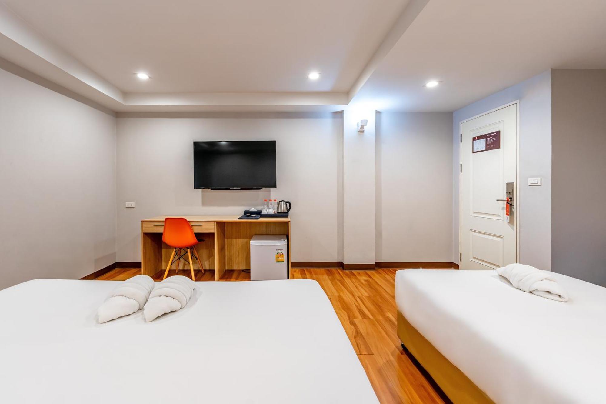 Hotel 7 Days Premium At Icon Siam Station 3*