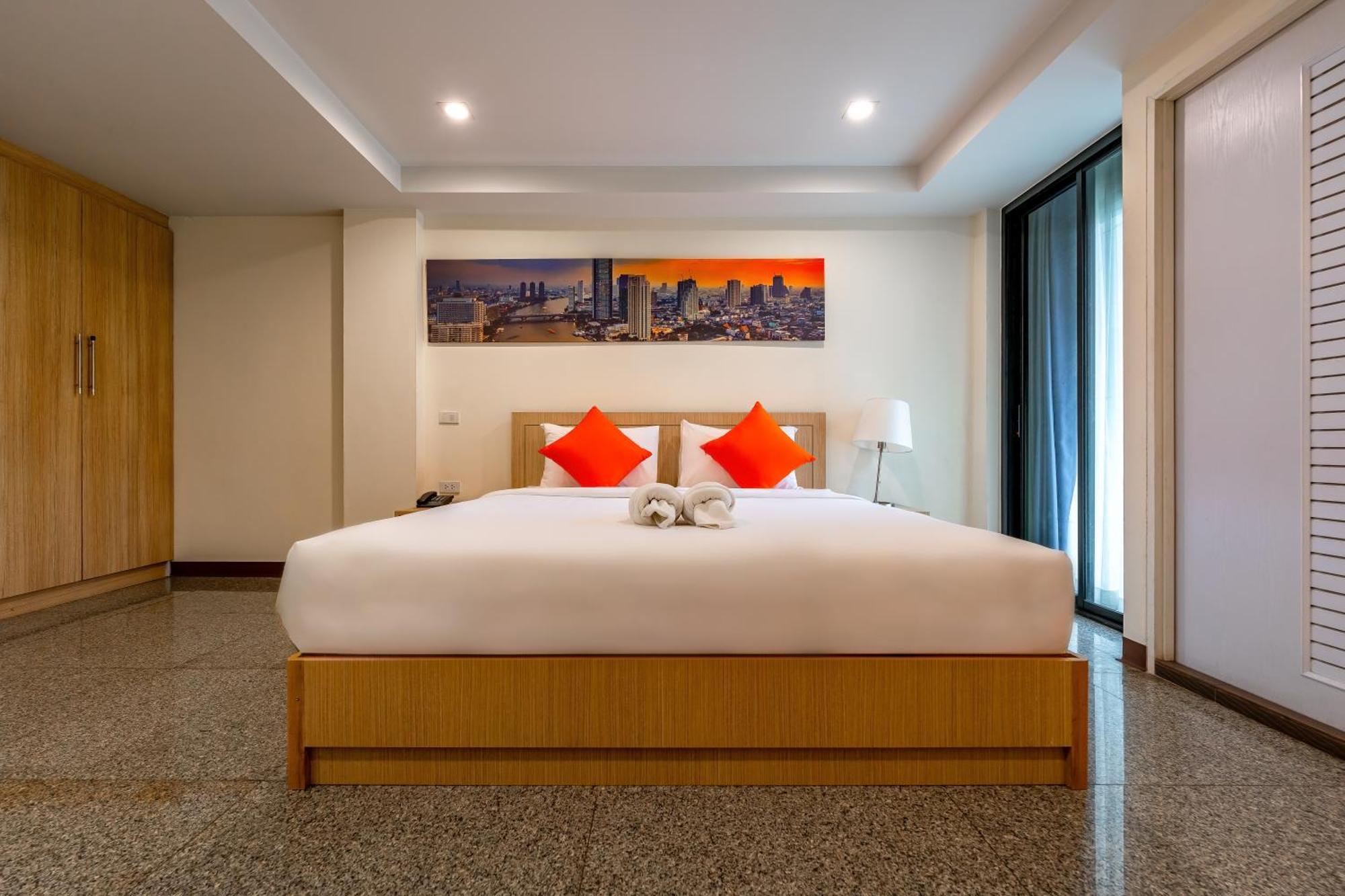 7 Days Premium At Icon Siam Station 3* Bangkok
