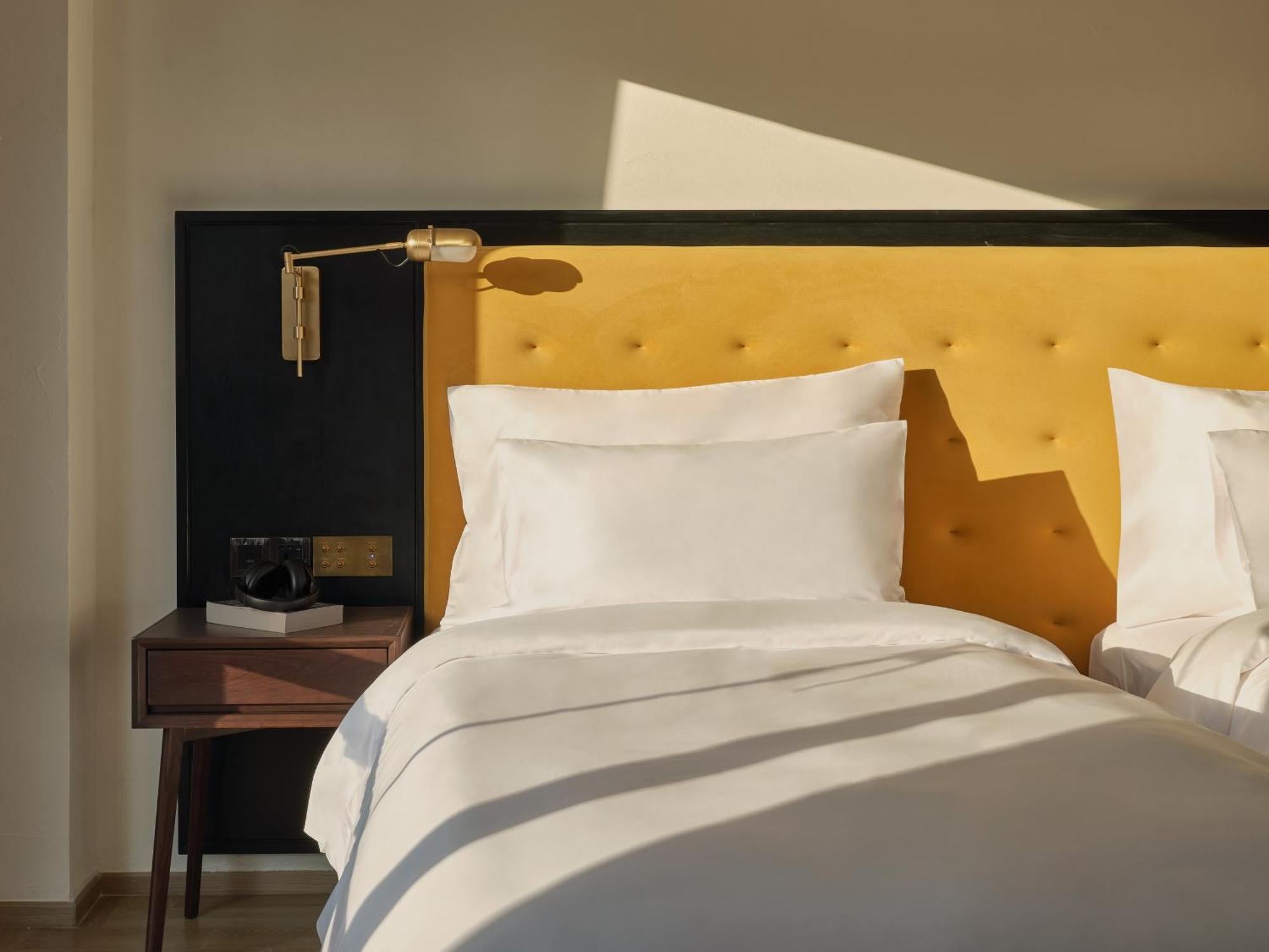 Public House - Sukhumvit 31 Hotel