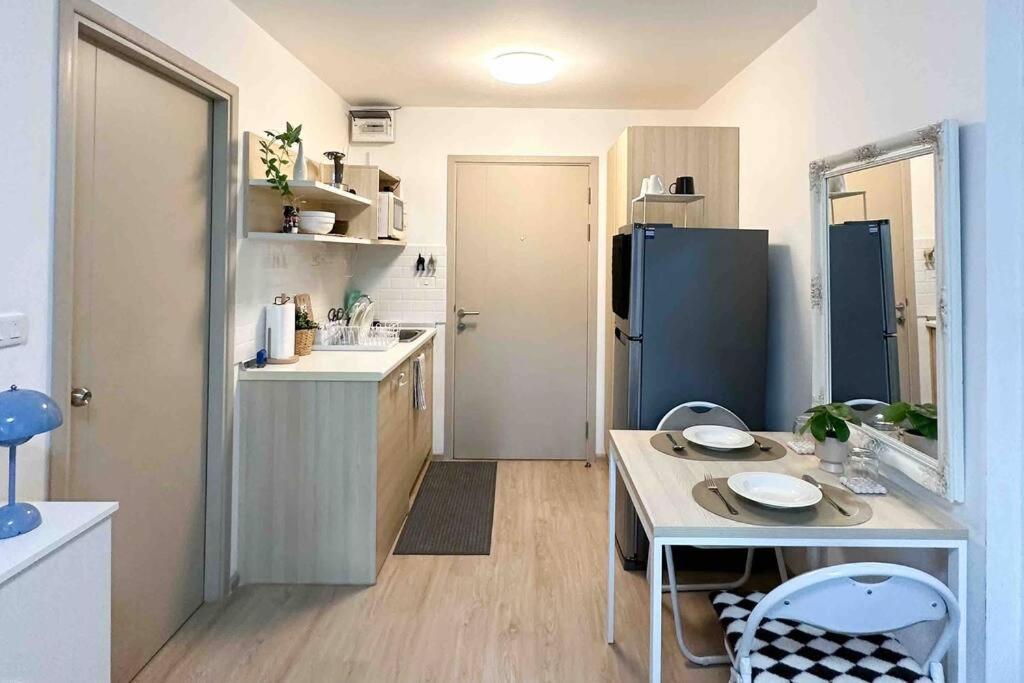 Cozy In Sukhumvit Apartment Bangkok