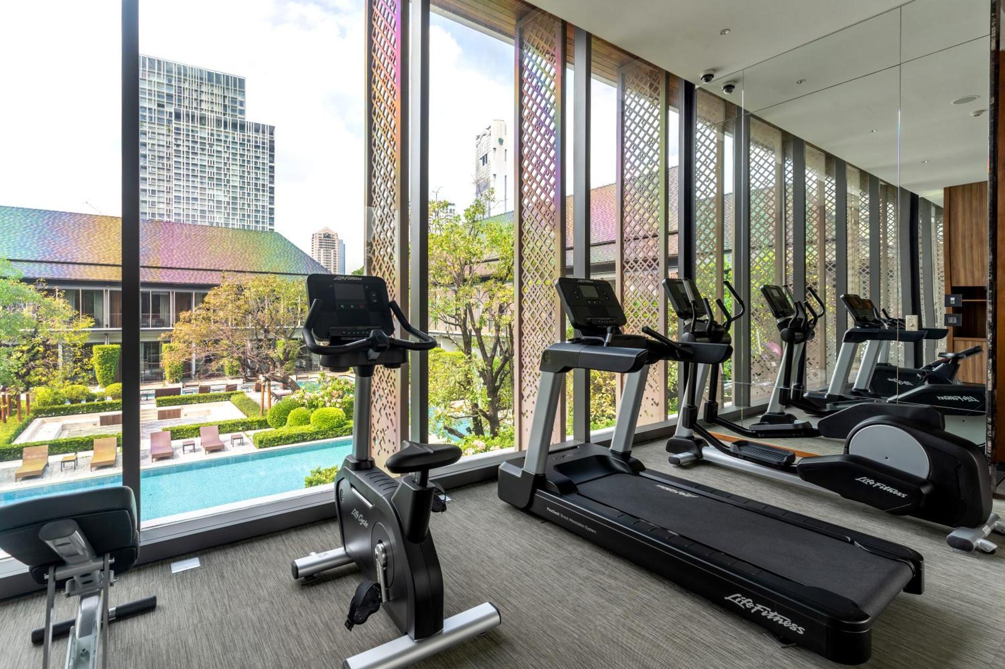 Hotel Deva & Bangkok