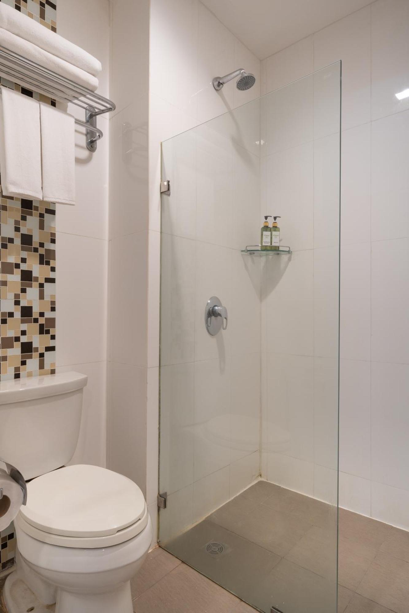 Icheck Gems Center Silom Hotel 3*