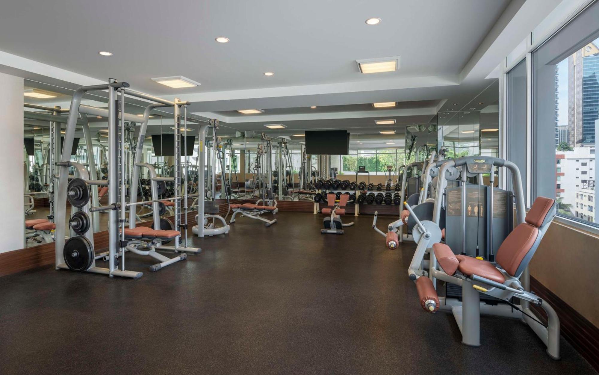Doubletree By Hilton Ploenchit Hotel 4*