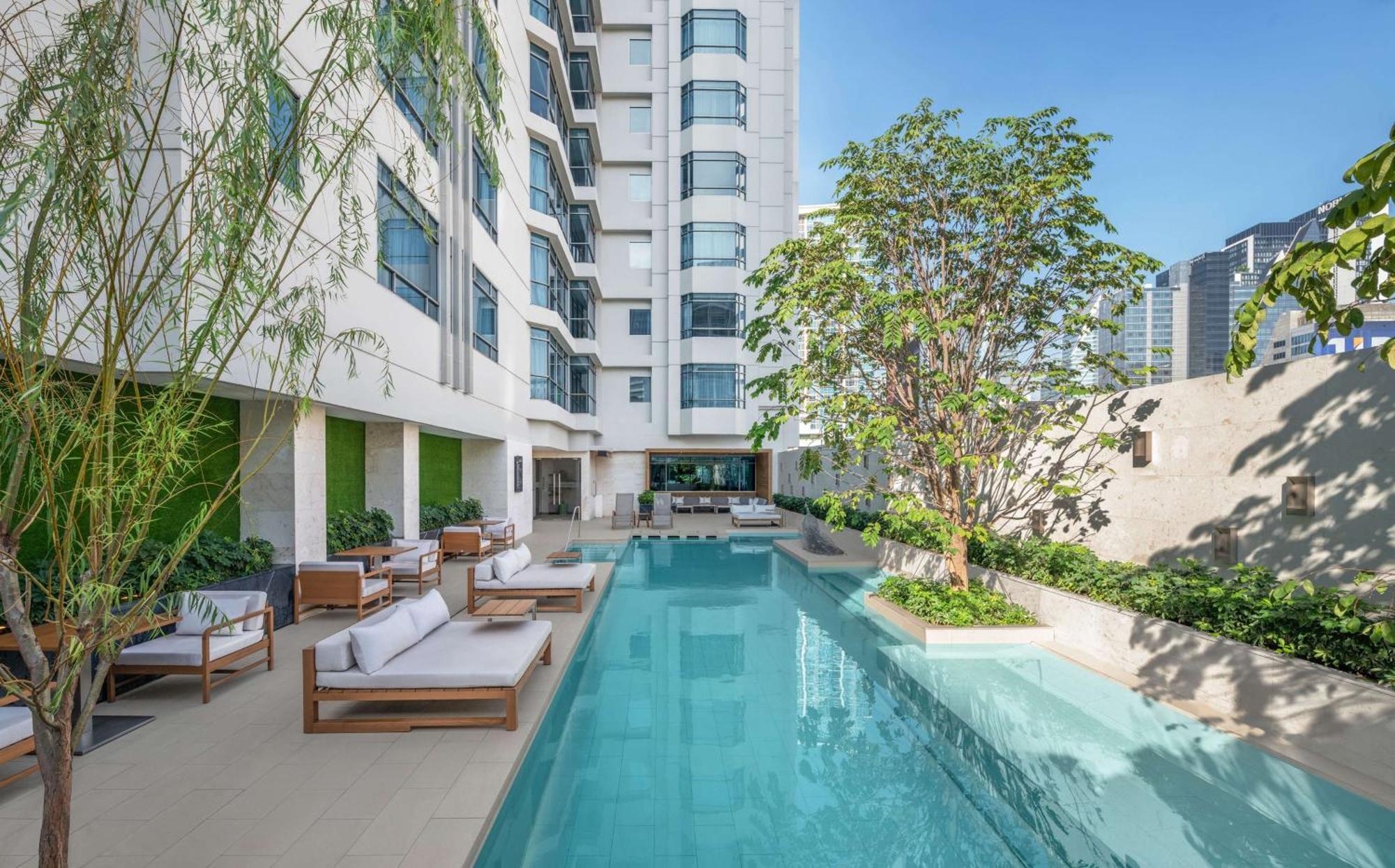 Doubletree By Hilton Ploenchit Bangkok