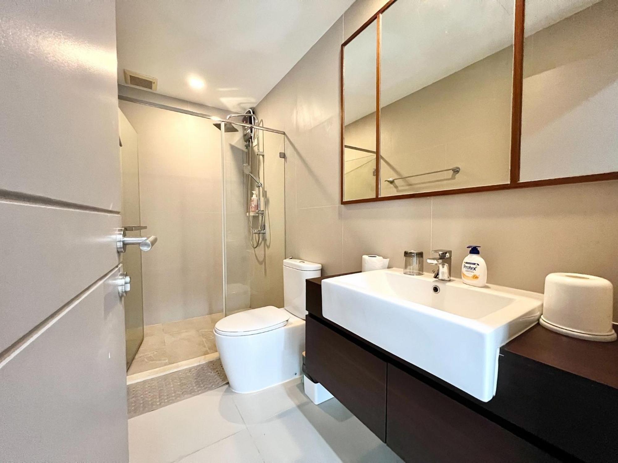 Free Pick Up / Stunning Luxury Family 3b3b Apartemen Bangkok