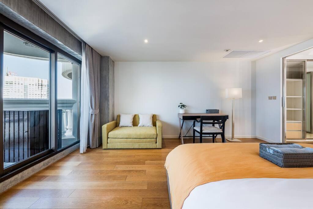 Iconic Skyline, Big Apartment, Great Location Apartemen