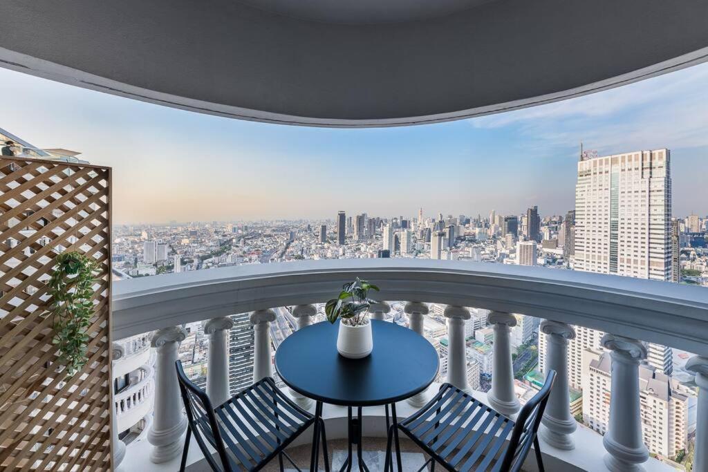 Iconic Skyline, Big Apartment, Great Location Apartemen *