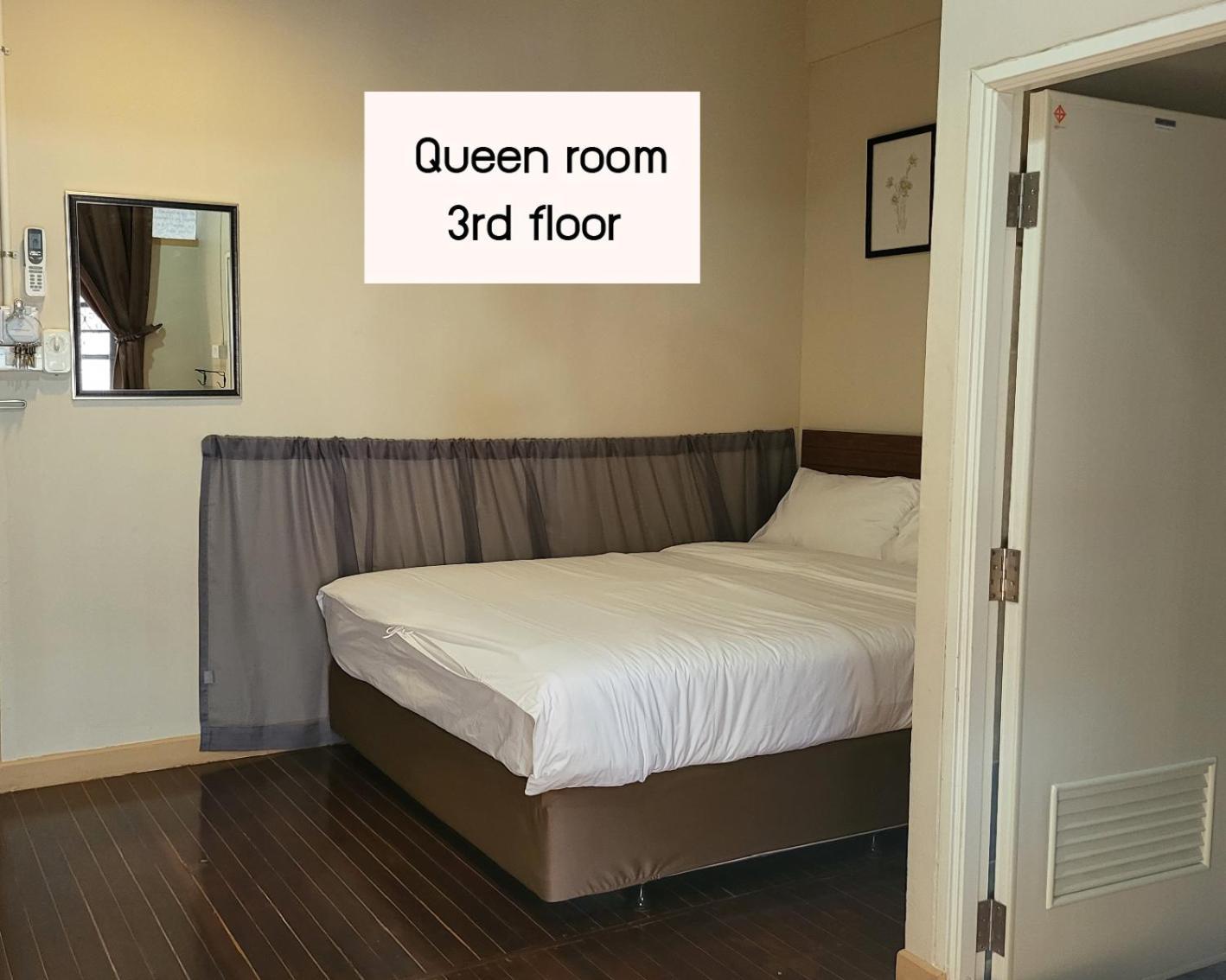 Hotel Achcha - Itsaraphap Mrt Station - Wat Arun 2*