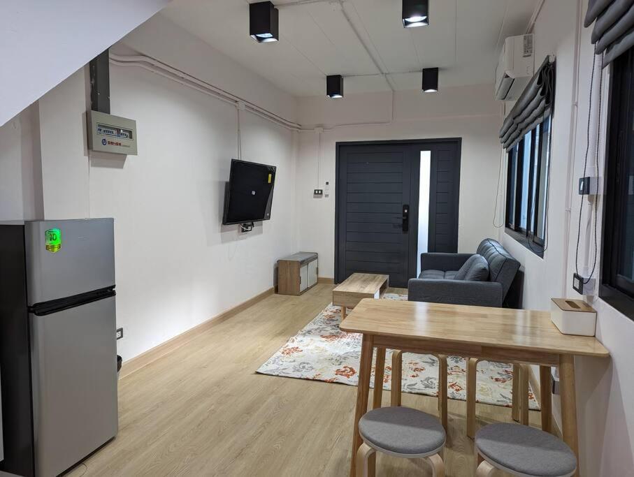 Casa de férias Cloud9 Hometel - Entire House 3br 170m To Bts Private Quiet & Comfy