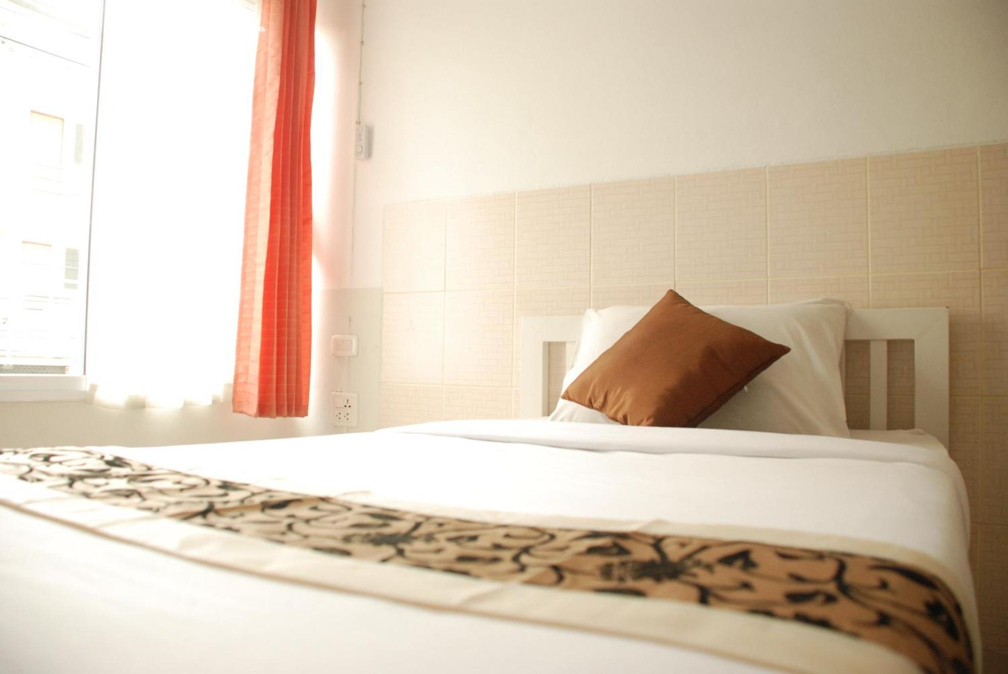 Hotel Ratchada 17 Place 3*
