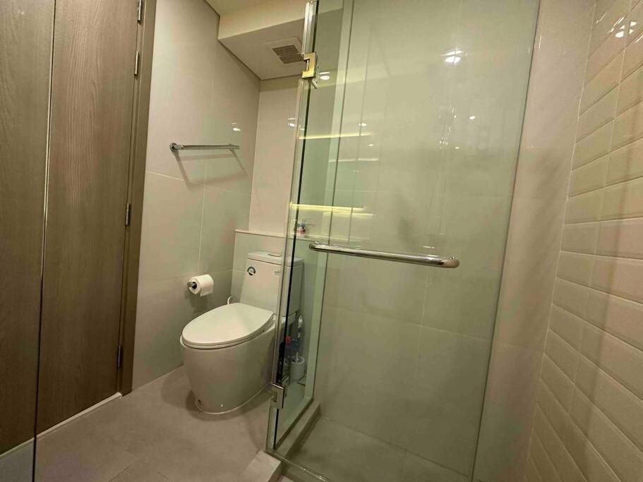 S87 新房ramada Sukhumvit Bts 1bed Gym Swimming Wifi Bangkok