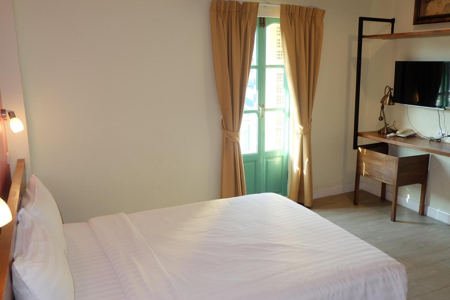 Siri Poshtel Hostel *