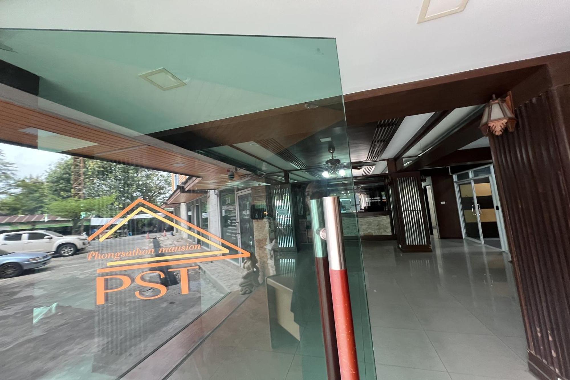 Apartemen Phongsathon Mansion