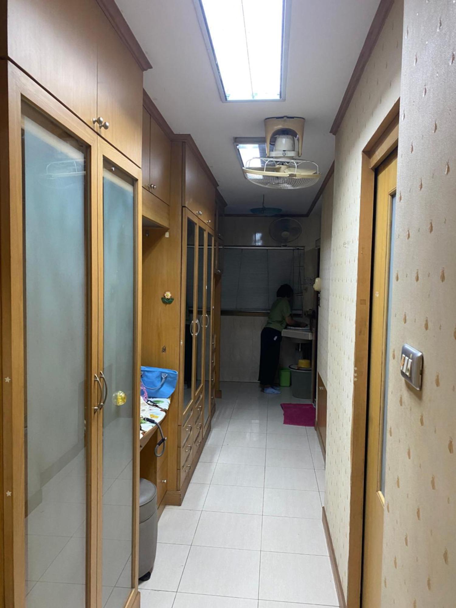 House 9 Homestay