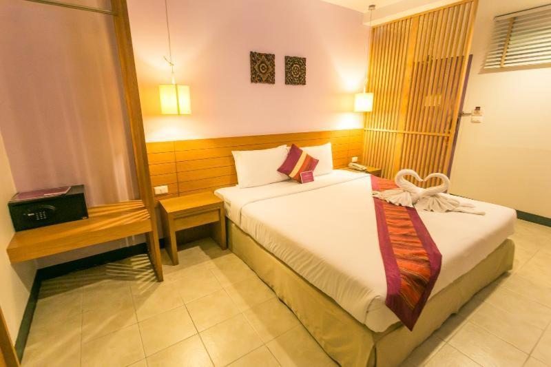 The Embassy Sathorn 3*