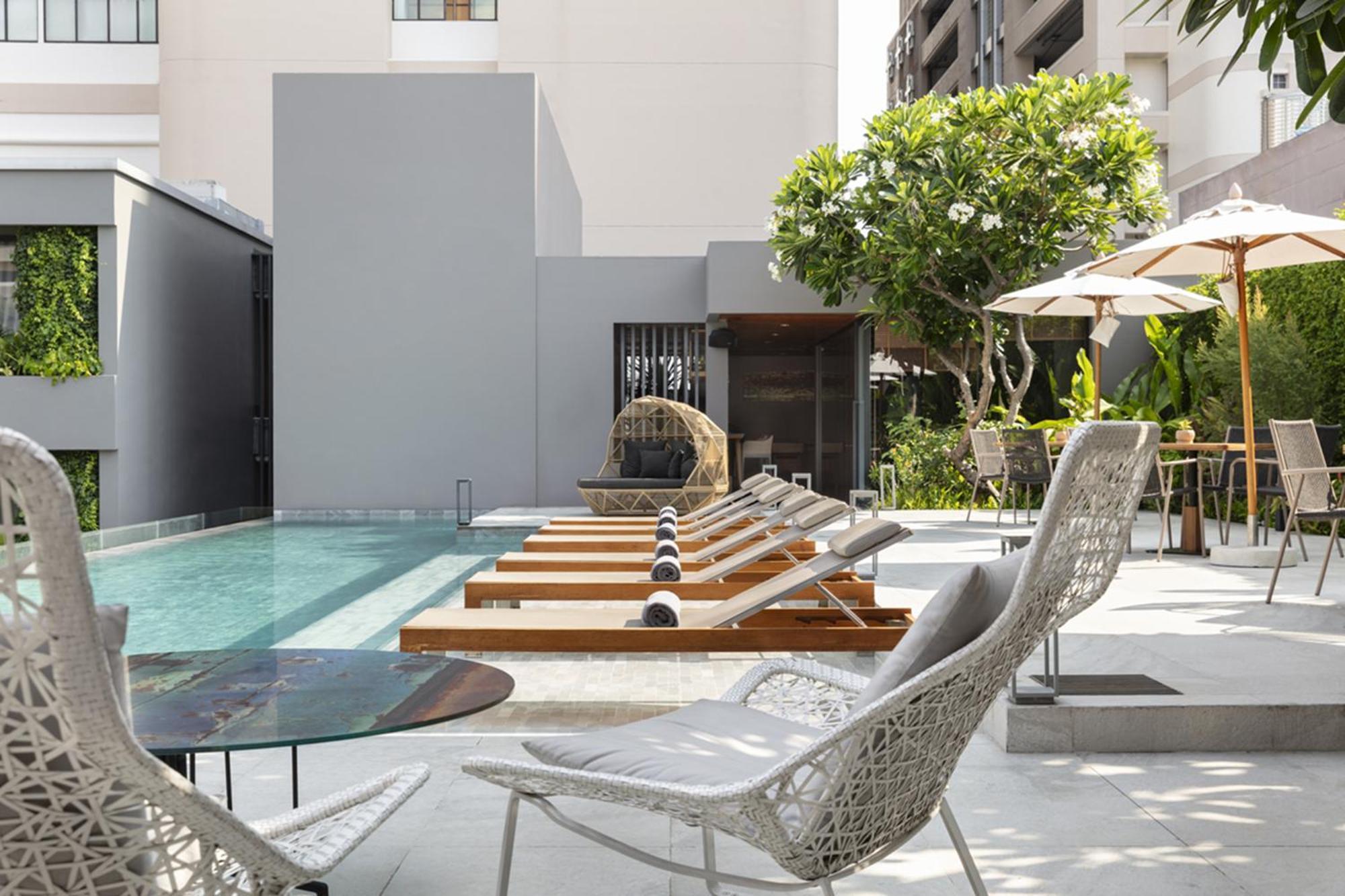 Hotel Ad Lib