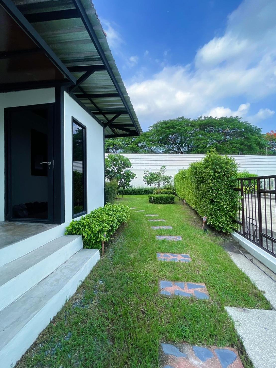 Pousada Anna Home@lat Krabang *