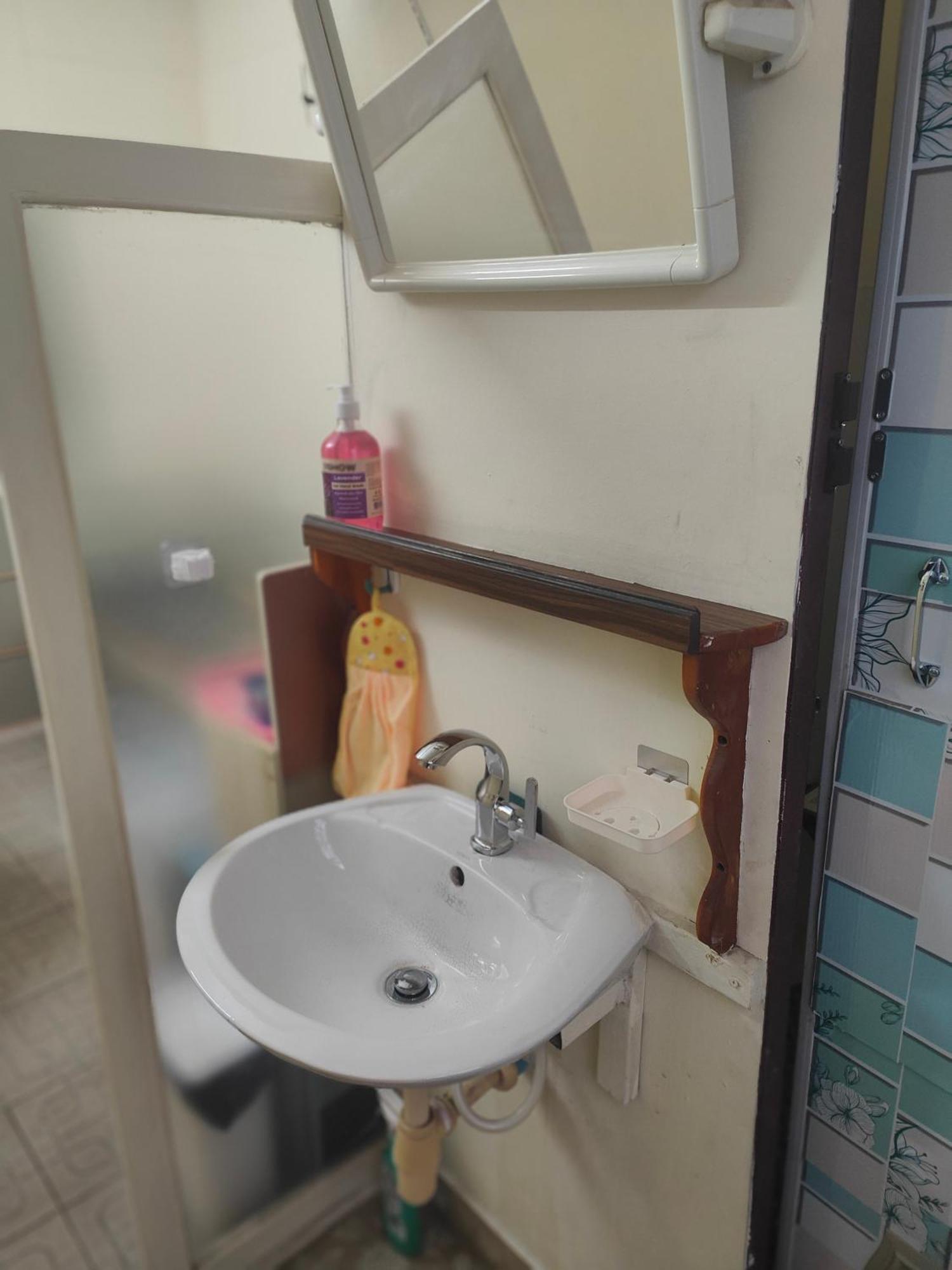 Apartment J Place 204 With Free Wifi, Near Skytrain