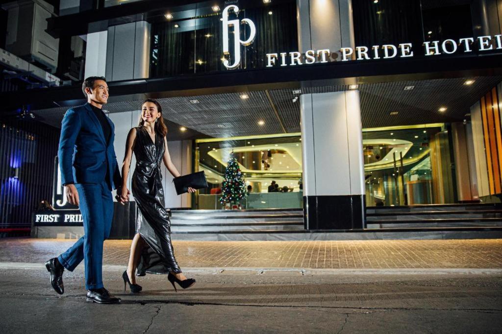 Hotel First Pride 3*