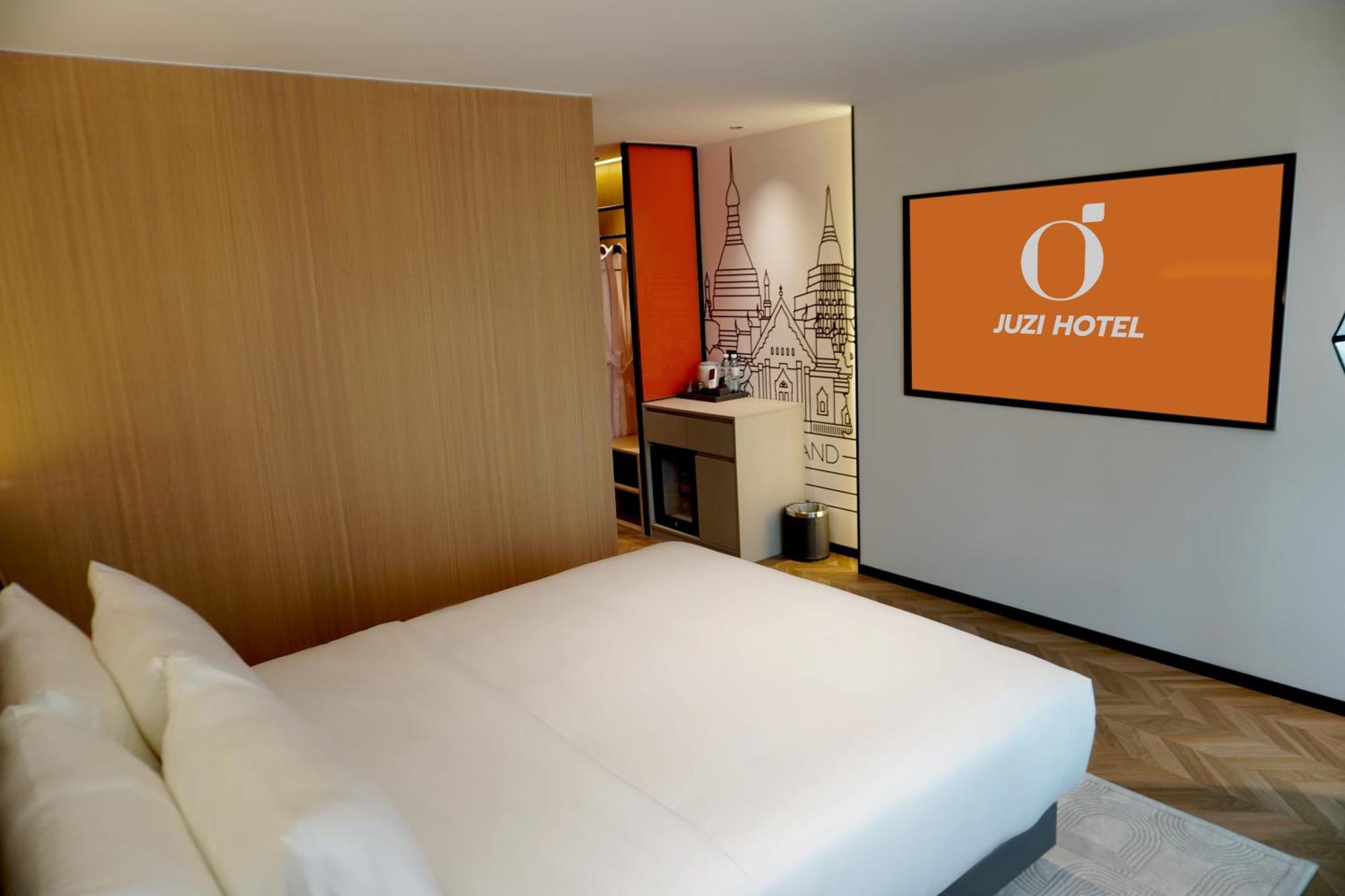 Spb Paradise Hotel 3*