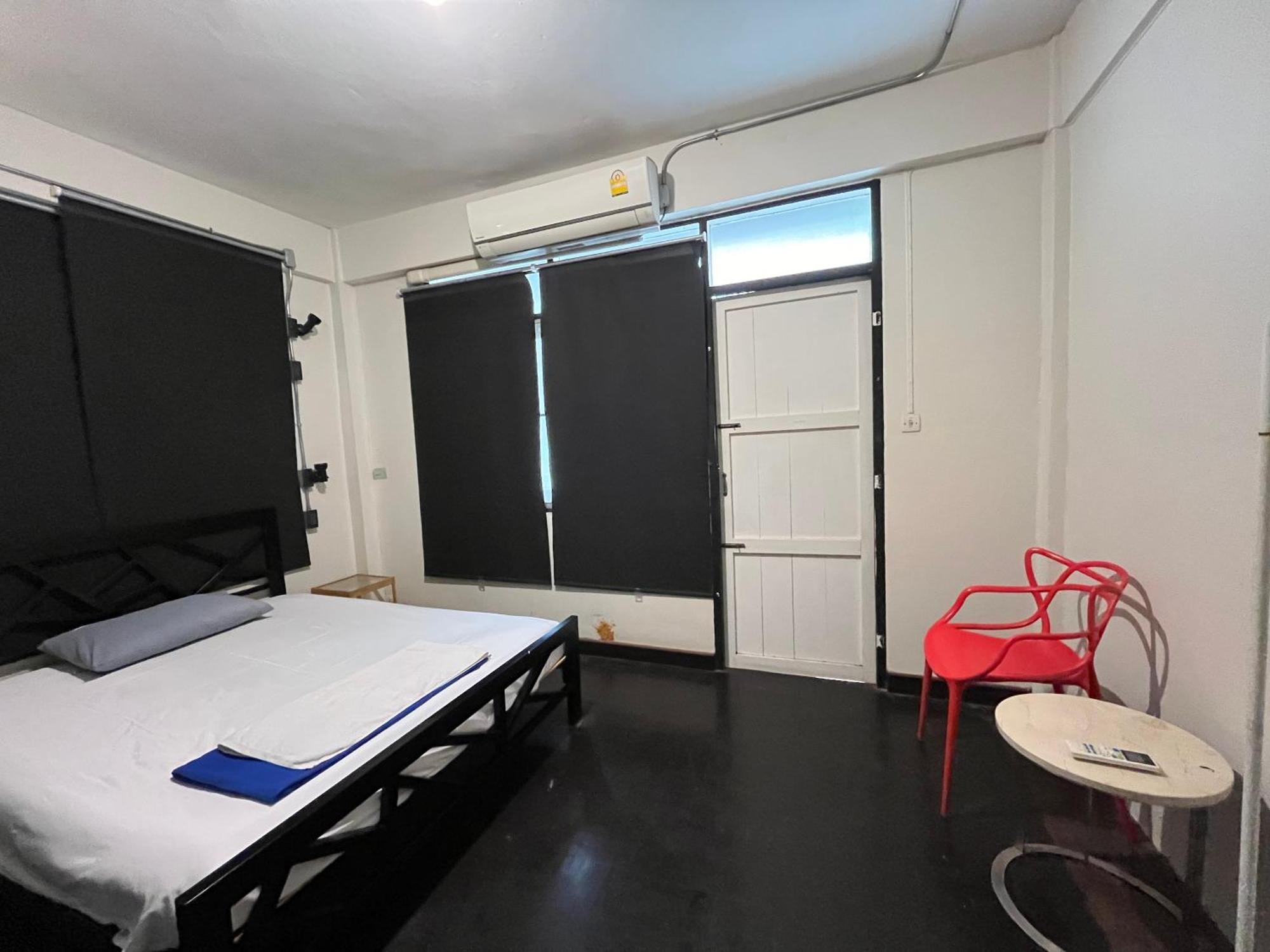 Silom Rainbow Dreamcatcher Hostel Bangkok