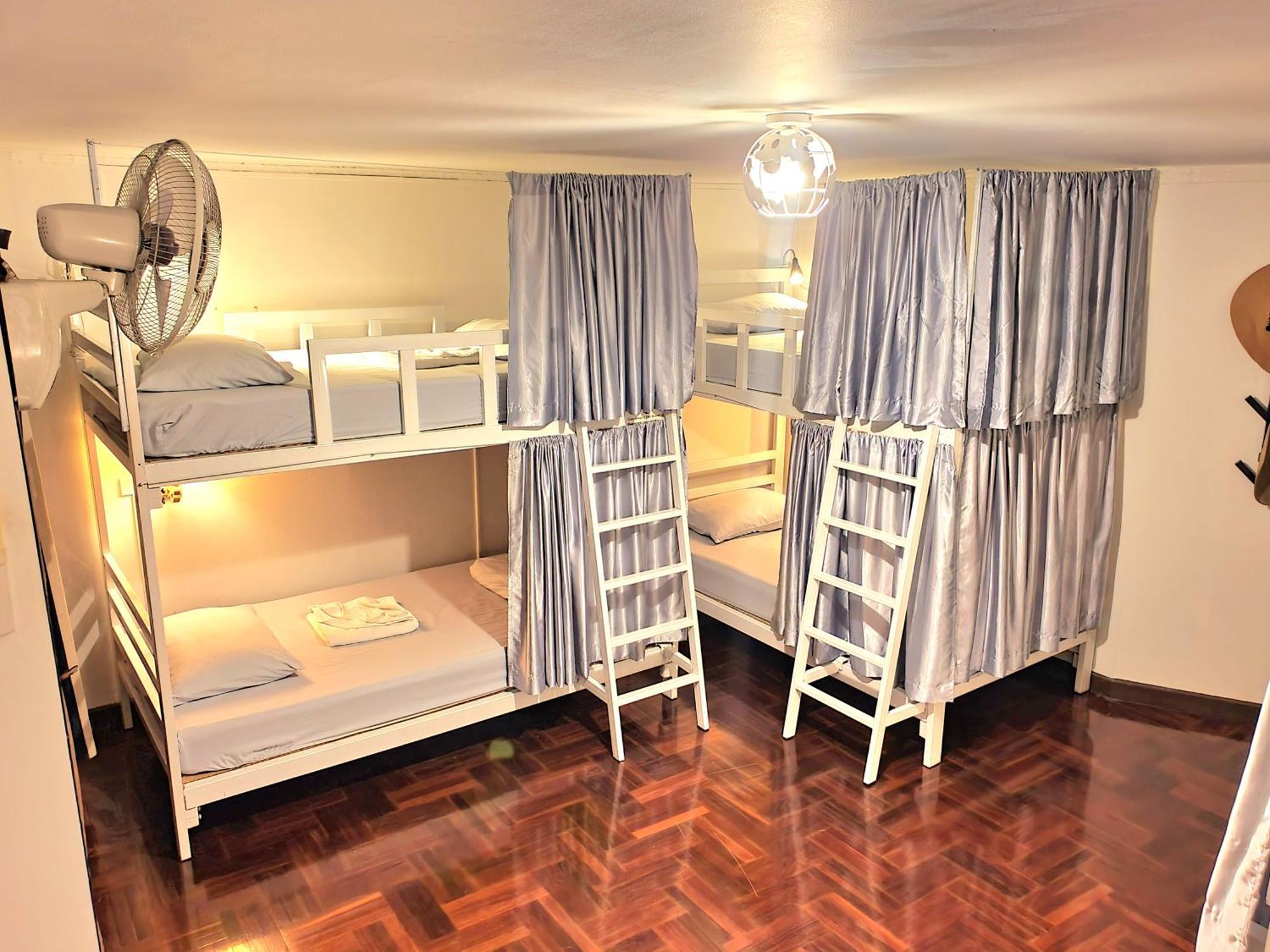 Home16 Sukhumvit16 * Bangkok