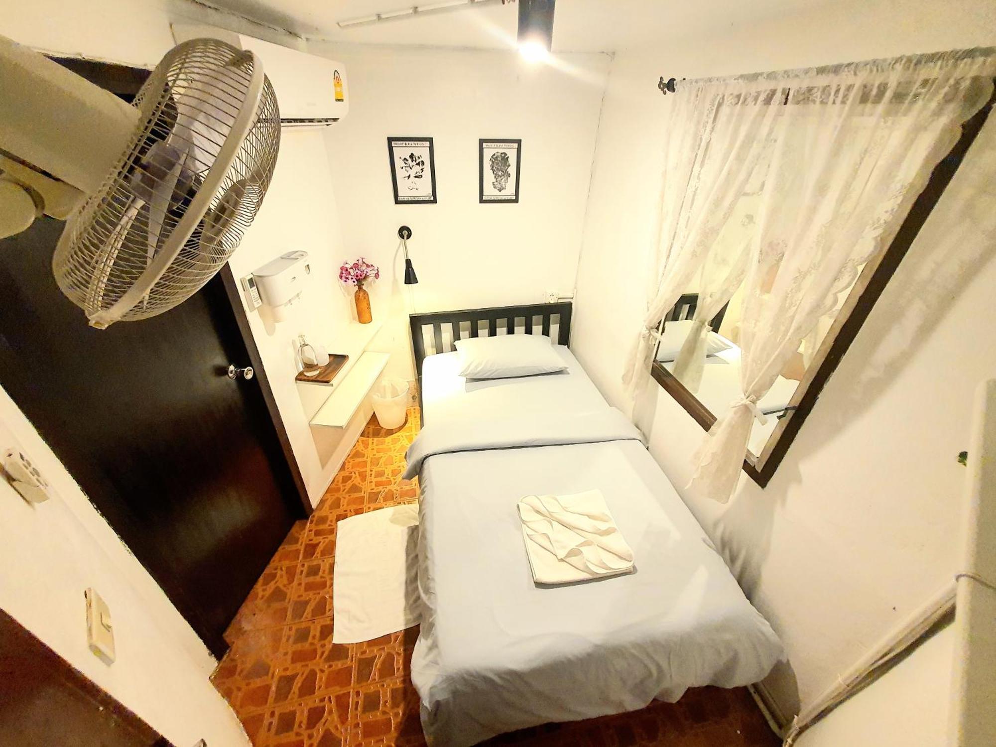 Hostel Home16 Sukhumvit16 Bangkok