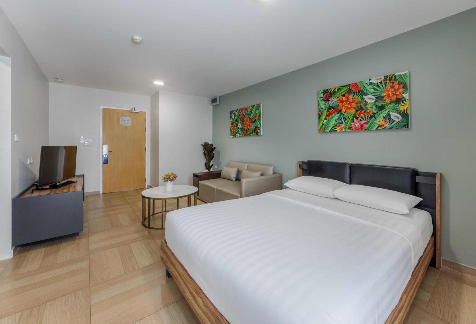 Chiva - Sha Hotel 3*